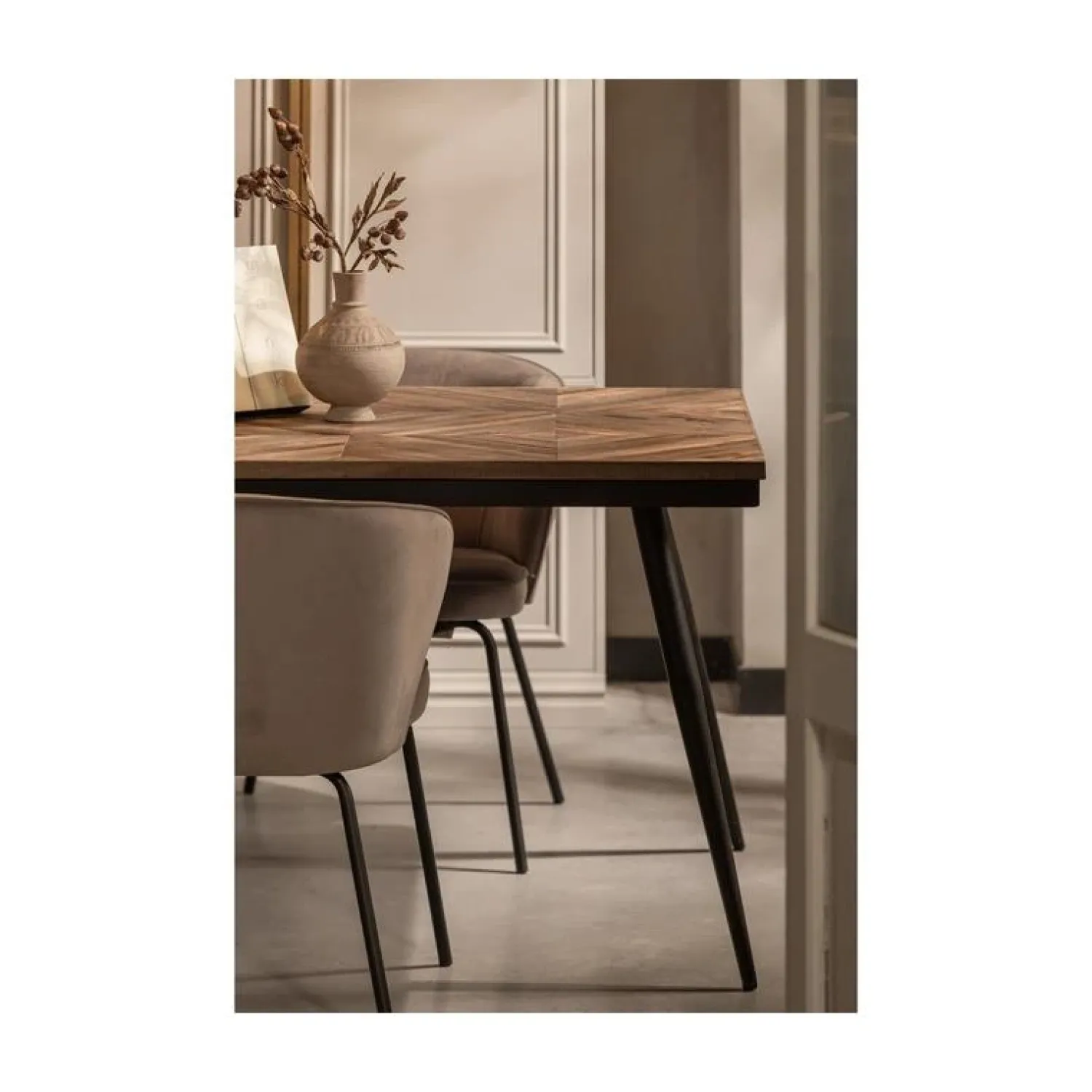 WOOOD Eetkamerstoelen|Admit Eetkamerstoel velvet zand