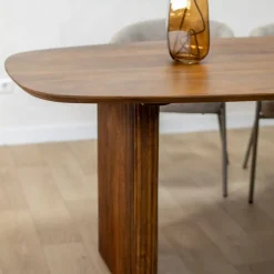Vane Living Eettafels|Aki Eettafel bruin Deens Ovaal 200cm