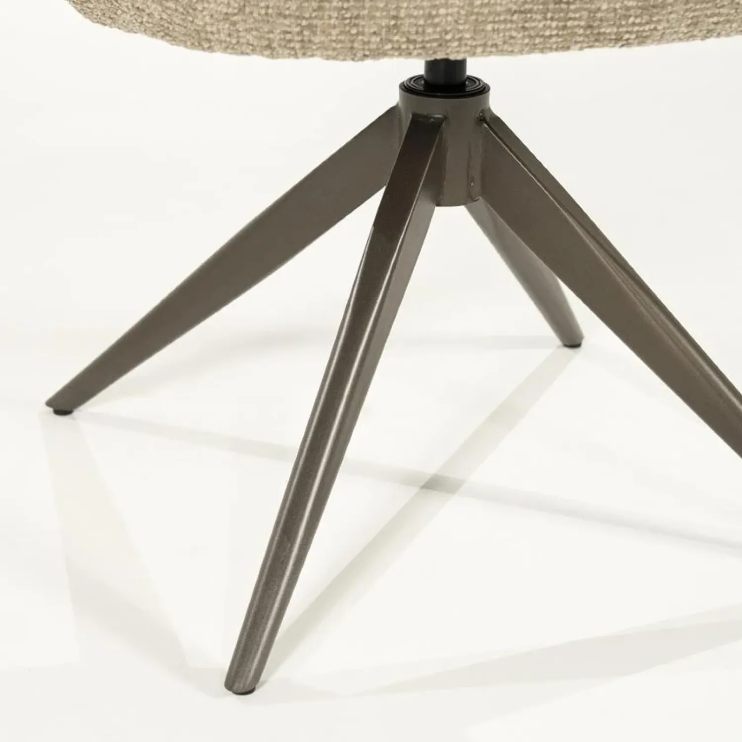 Eleonora Eetkamerstoelen|Alissa Eetkamerstoel Taupe stof