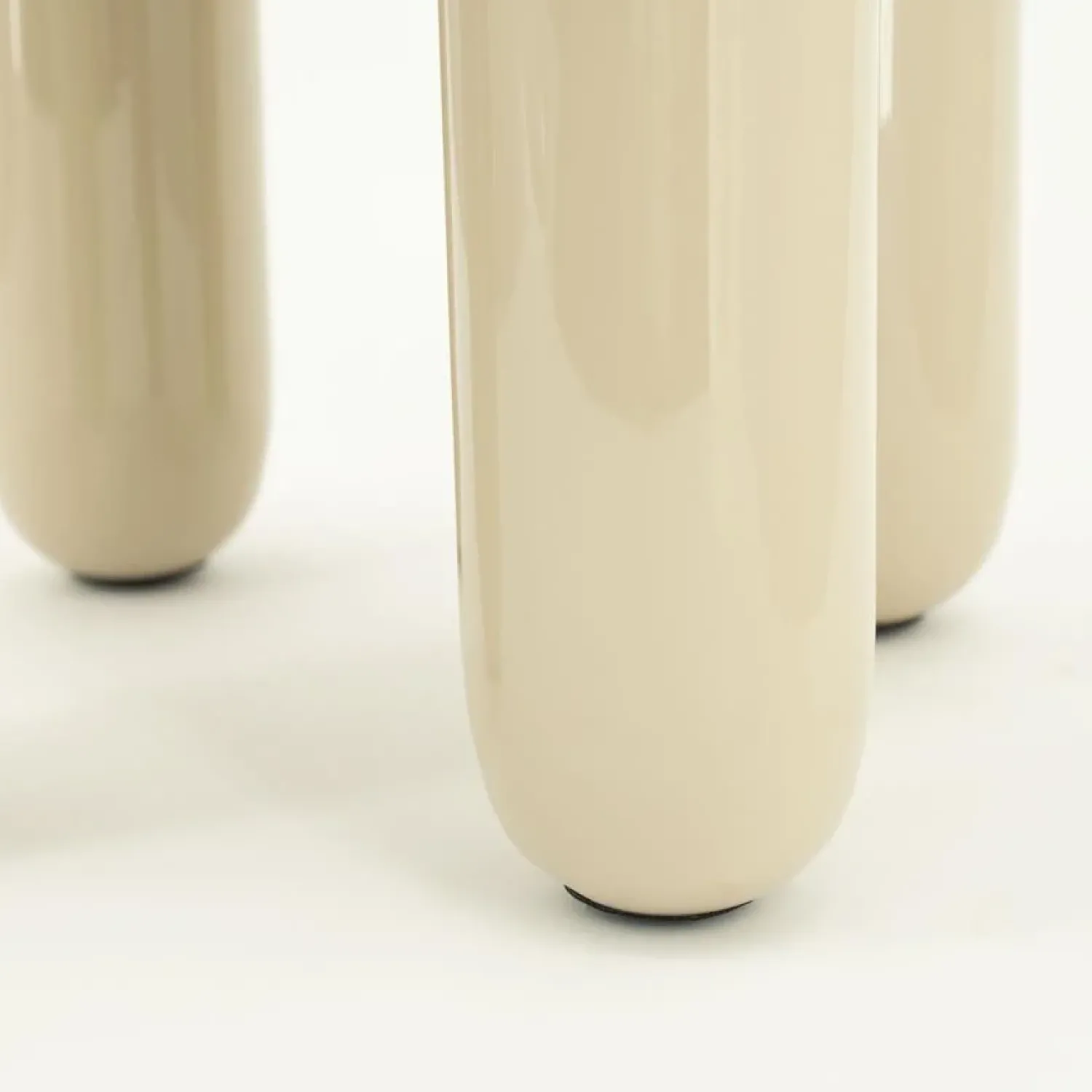 By Boo Bijzettafels|Balloon Bijzettafel beige 43cm