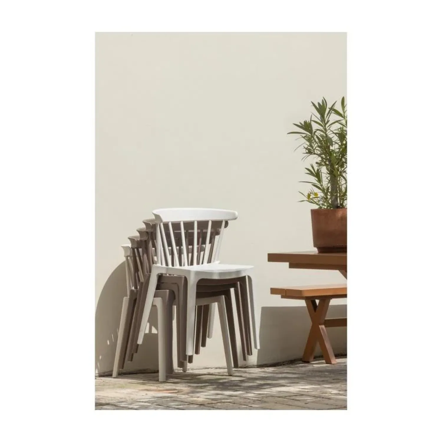 WOOOD Tuinstoelen|Bliss Tuinstoel kunststof gebroken wit