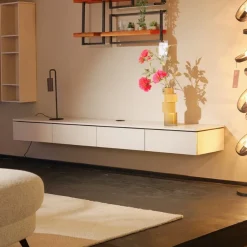 Maison Madera Industriele Kasten|Tv Meubels|Bravien Zwevend Tv meubel laag 4 deurs Ivoor 240cm