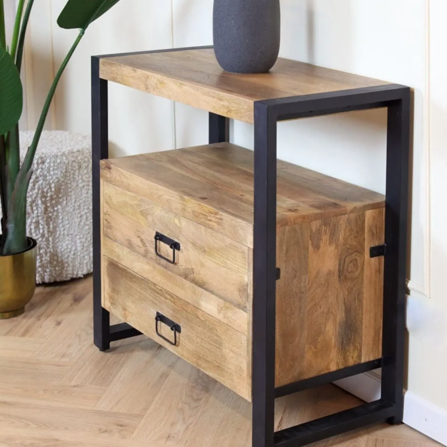 Furndea Ladenkasten|Industriele Kasten|Britt 2 ladekast mangohout 80cm