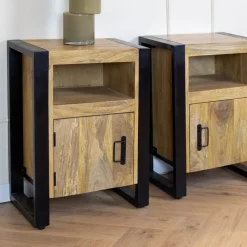 Furndea Nachtkastjes|Industriele Kasten|Britt Nachtkastje naturel deur rechts 45cm