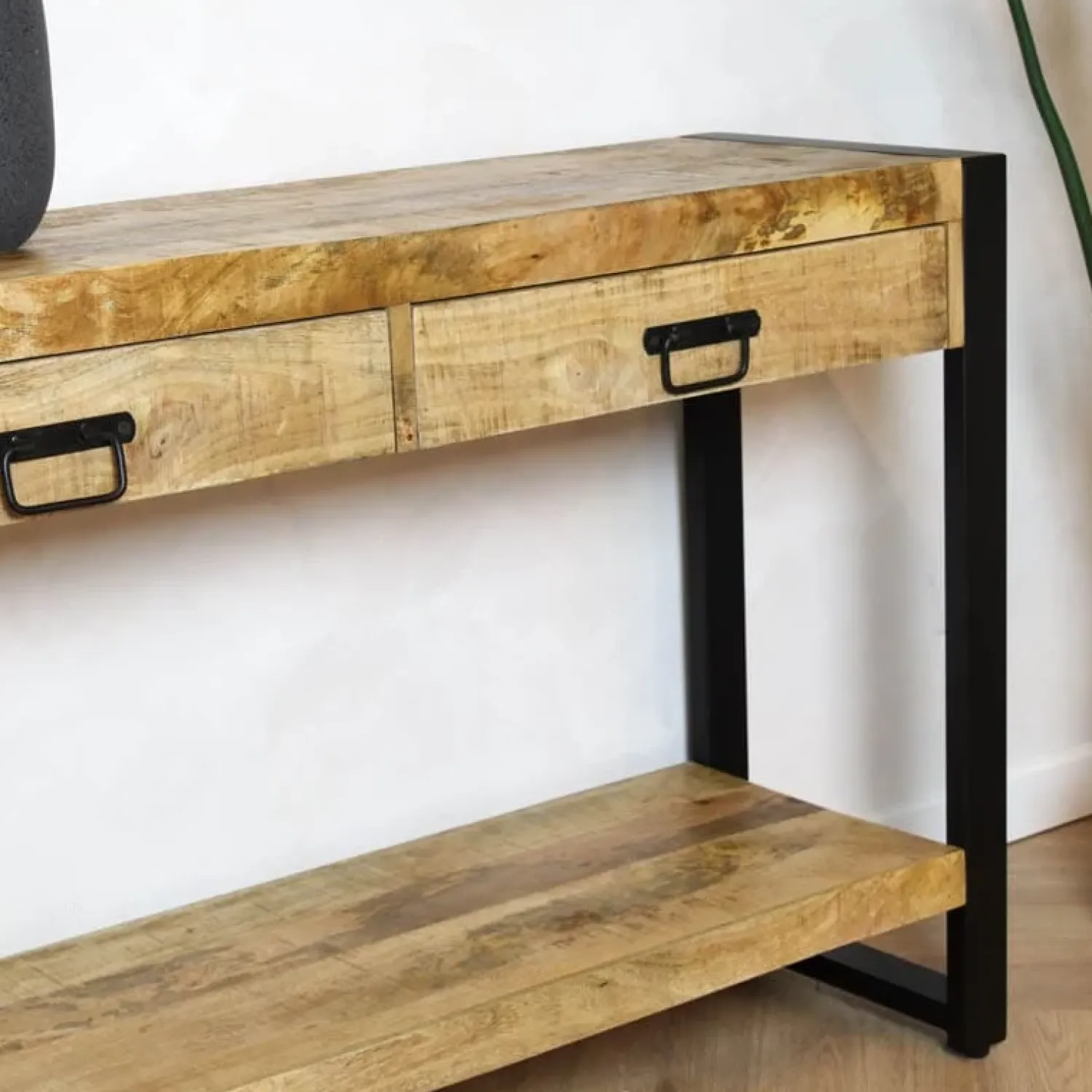 Furndea Sidetables|Britt sidetable industrieel mangohout 120cm