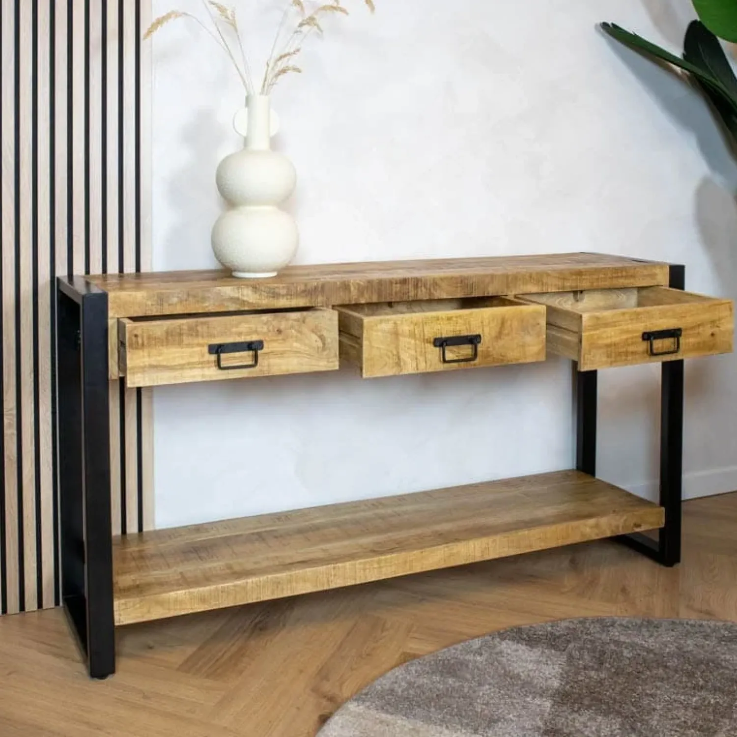 Furndea Sidetables|Britt sidetable industrieel mangohout 150cm
