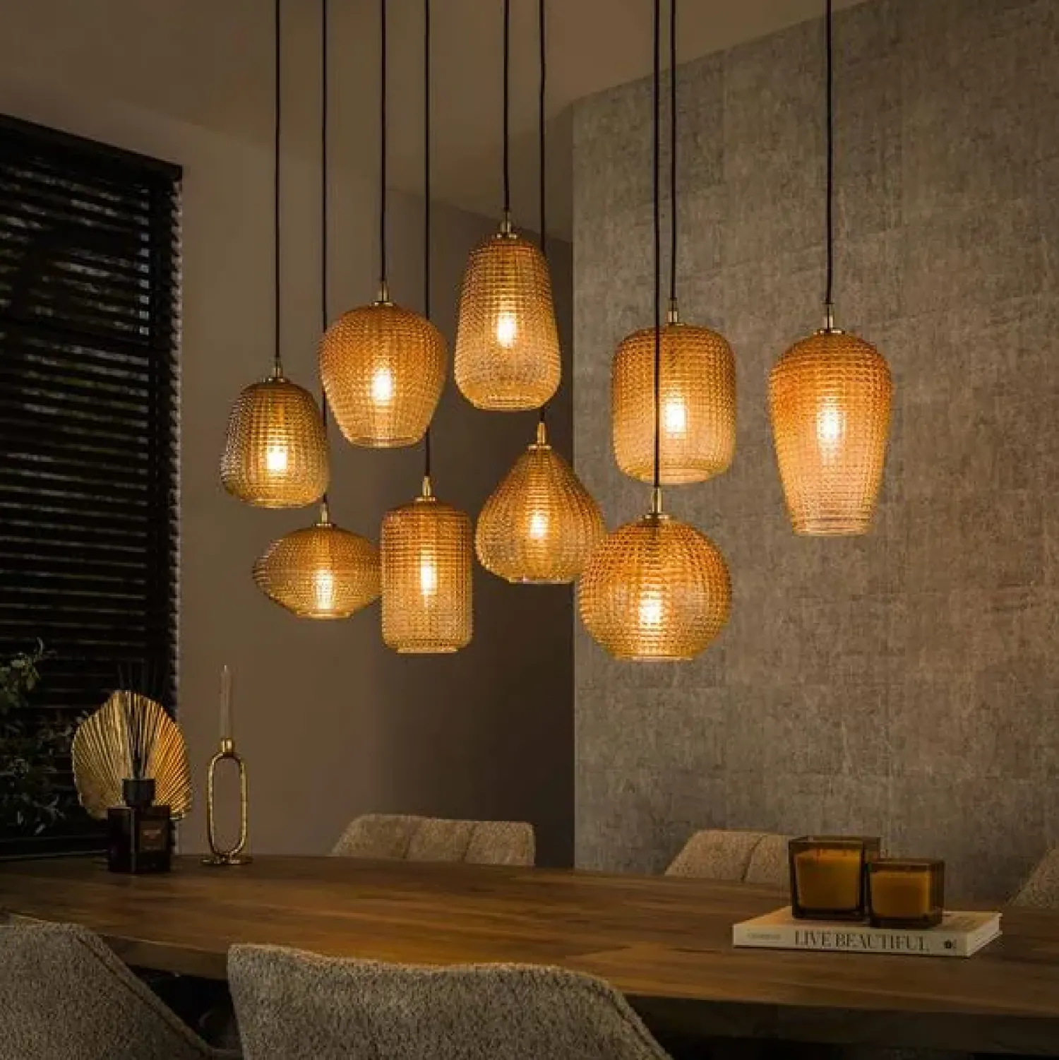 Kalfort Hanglampen|Glazen Hanglamp|Claude 9-lichts Hanglamp Amberkleurig glas