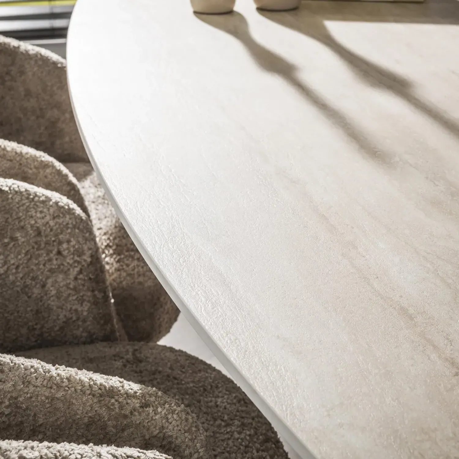 Kalfort Eettafels|Danique Eettafel deens ovaal Travertine 215cm