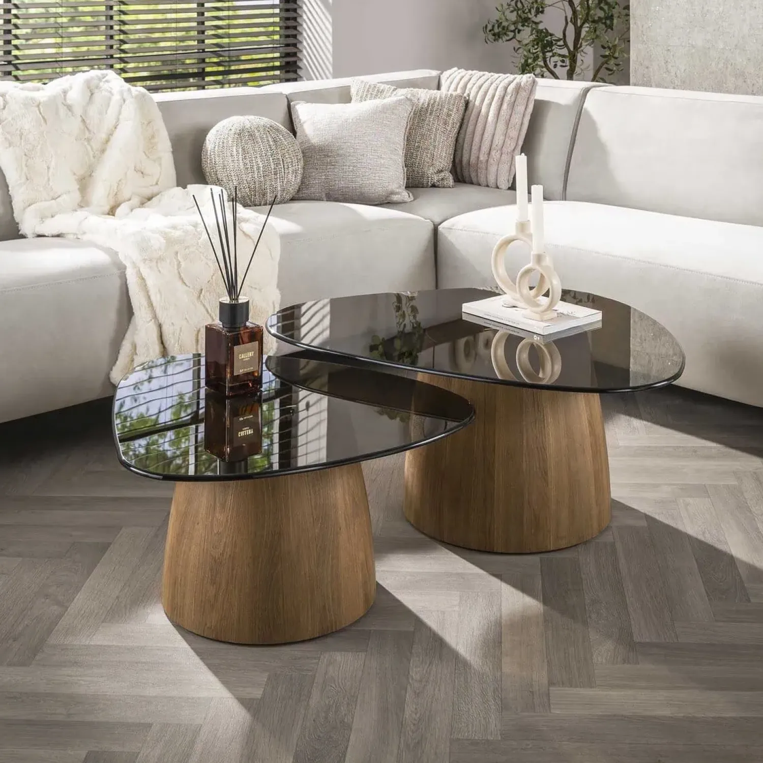 Kalfort Salontafels|Dominick Salontafel set van 2 driehoekig Brons glas