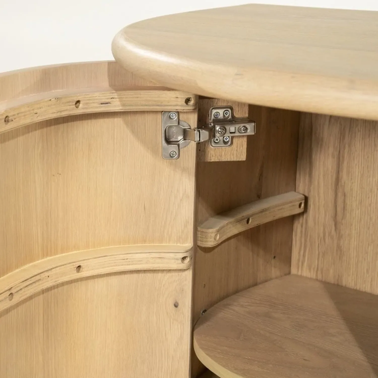 Eleonora Dressoirs|Industriele Kasten|Dressoir Josh naturel 180cm