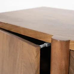 Eleonora Dressoirs|Industriele Kasten|Dressoir Julian acaciahout 4 deurs 170cm