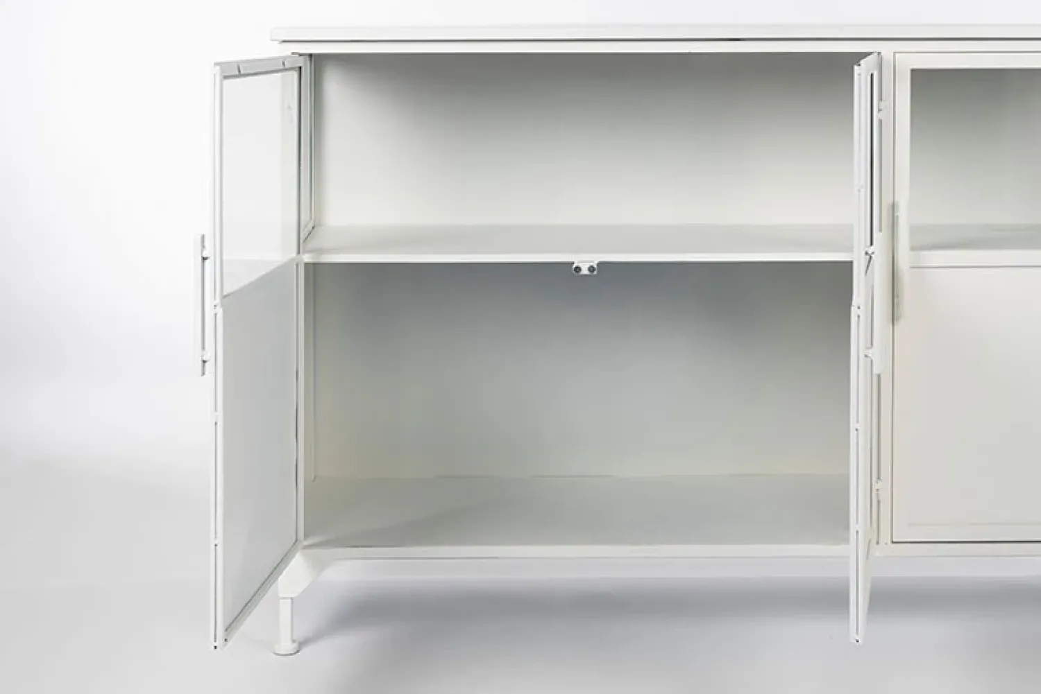 NORI Living Dressoirs|Industriele Kasten|Dressoir Miya laag