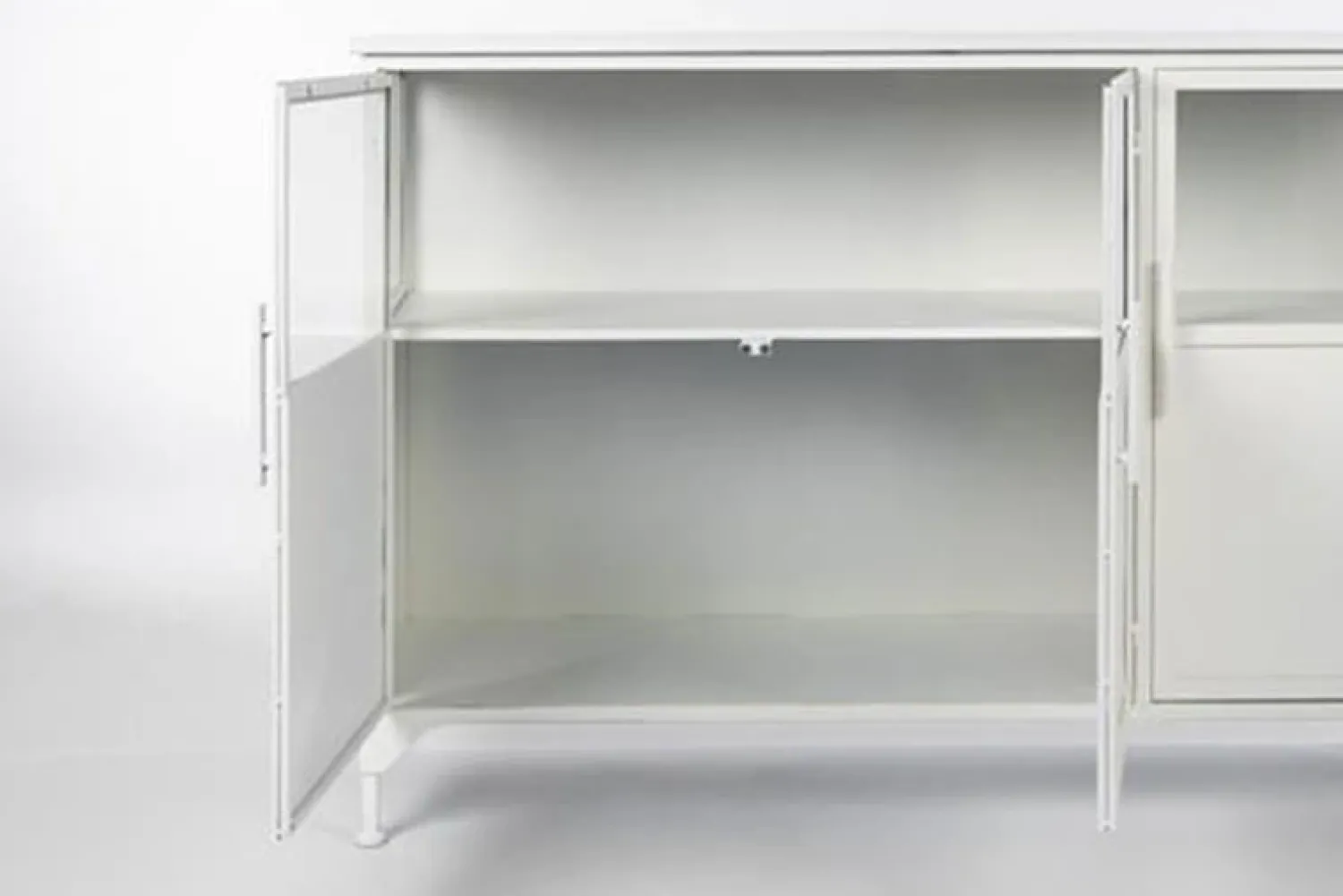 NORI Living Dressoirs|Industriele Kasten|Dressoir Miya laag