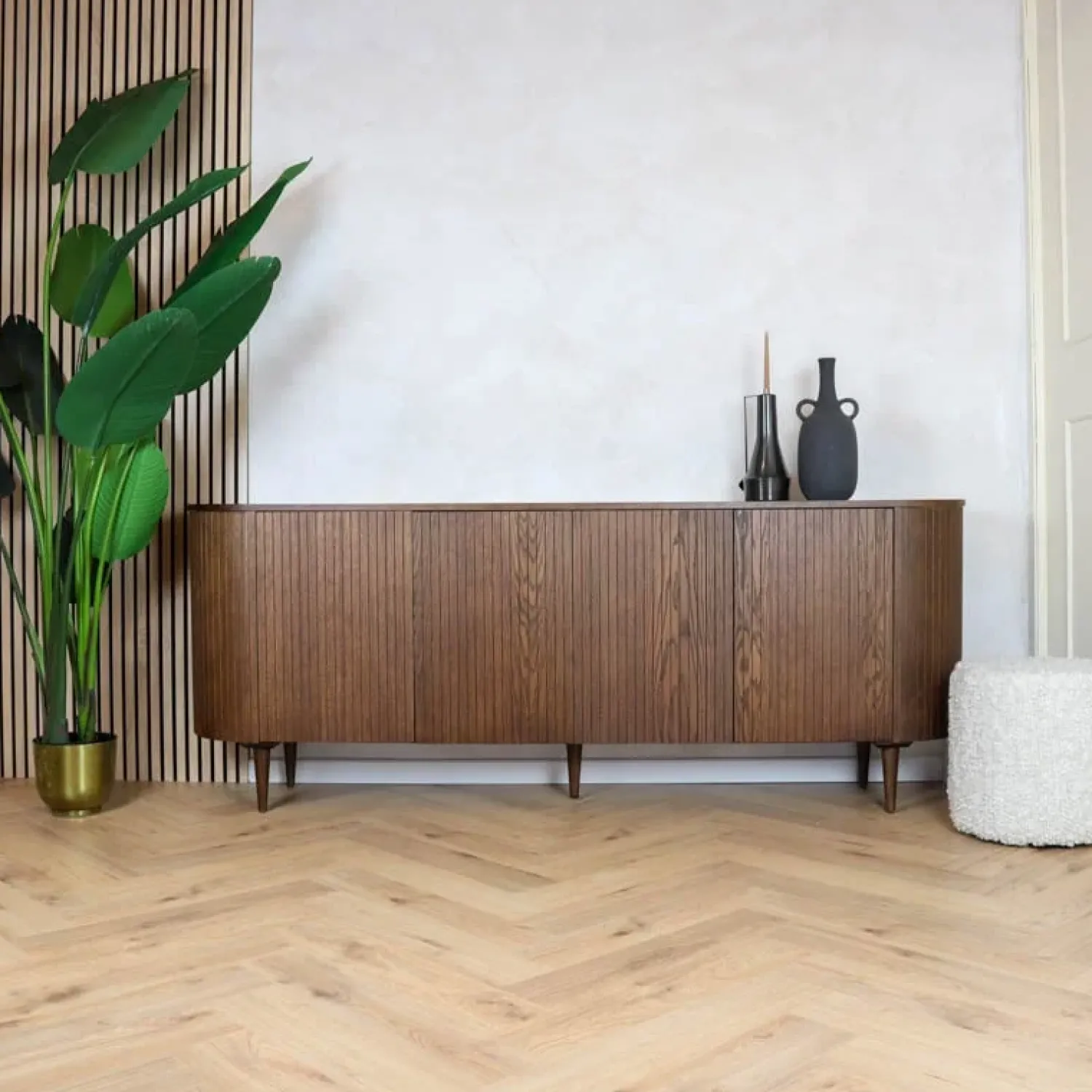 Label51 Dressoirs|Industriele Kasten|Dressoir Oliva Walnoot Eikenhout 220cm