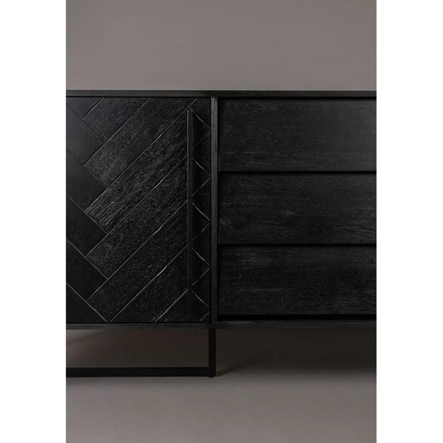 Dutchbone Dressoirs|Industriele Kasten|Class dressoir 180cm zwart