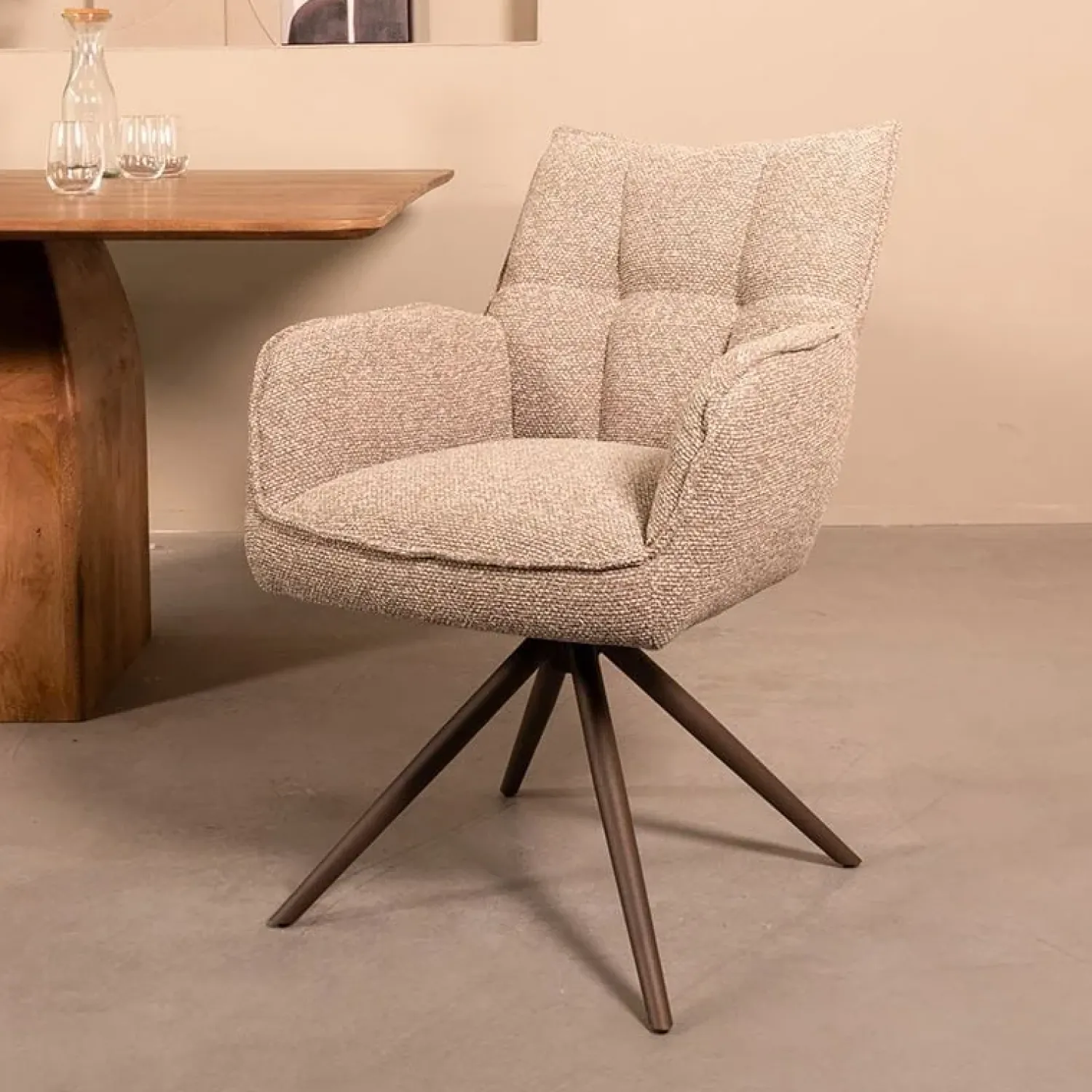 Label51 Eetkamerstoelen|Eetkamerstoel Amalfi Mushoom Boucle met Brons poot