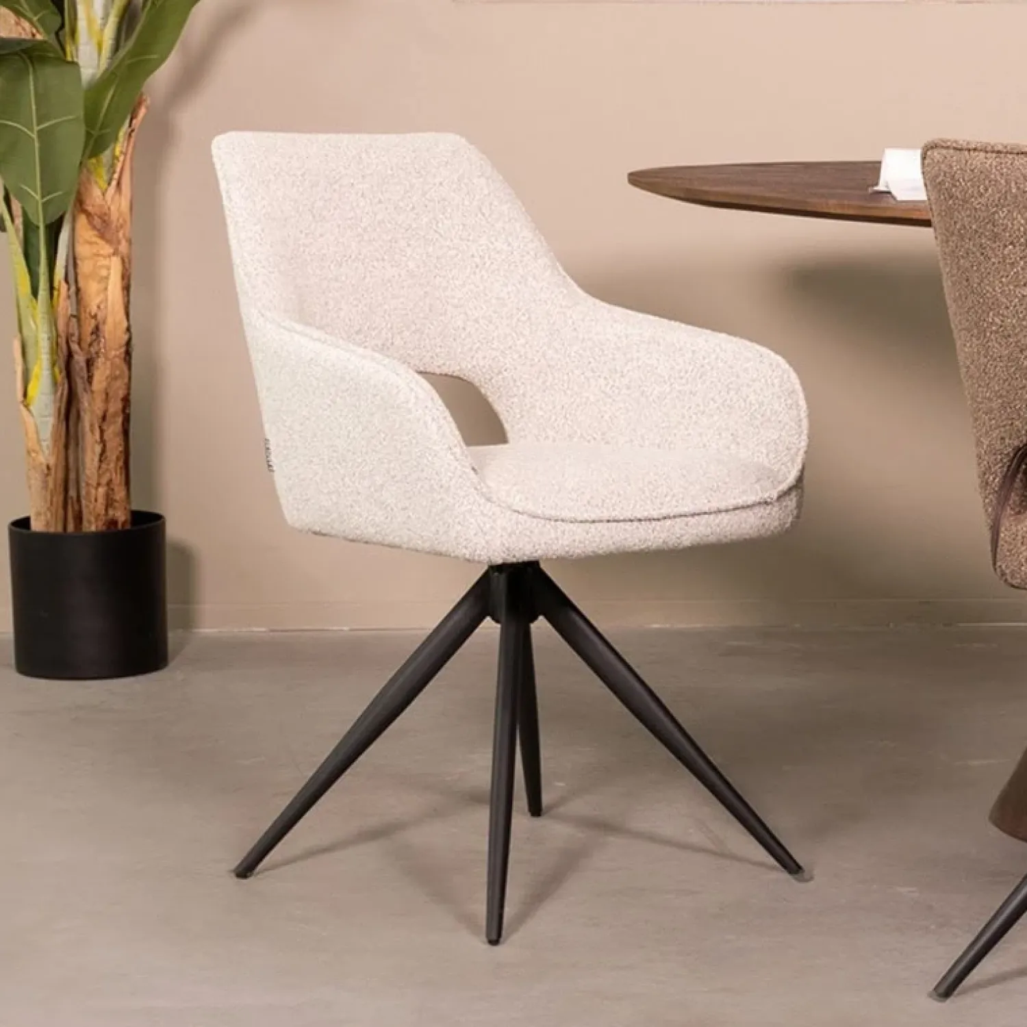Label51 Eetkamerstoelen|Eetkamerstoel Finley Wit Boucle