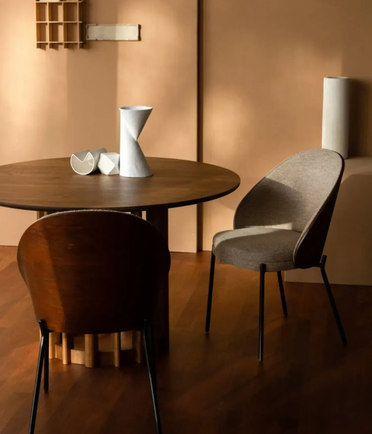 Dutchbone Eetkamerstoelen|Eetkamerstoel Rodin Grijs 54cm
