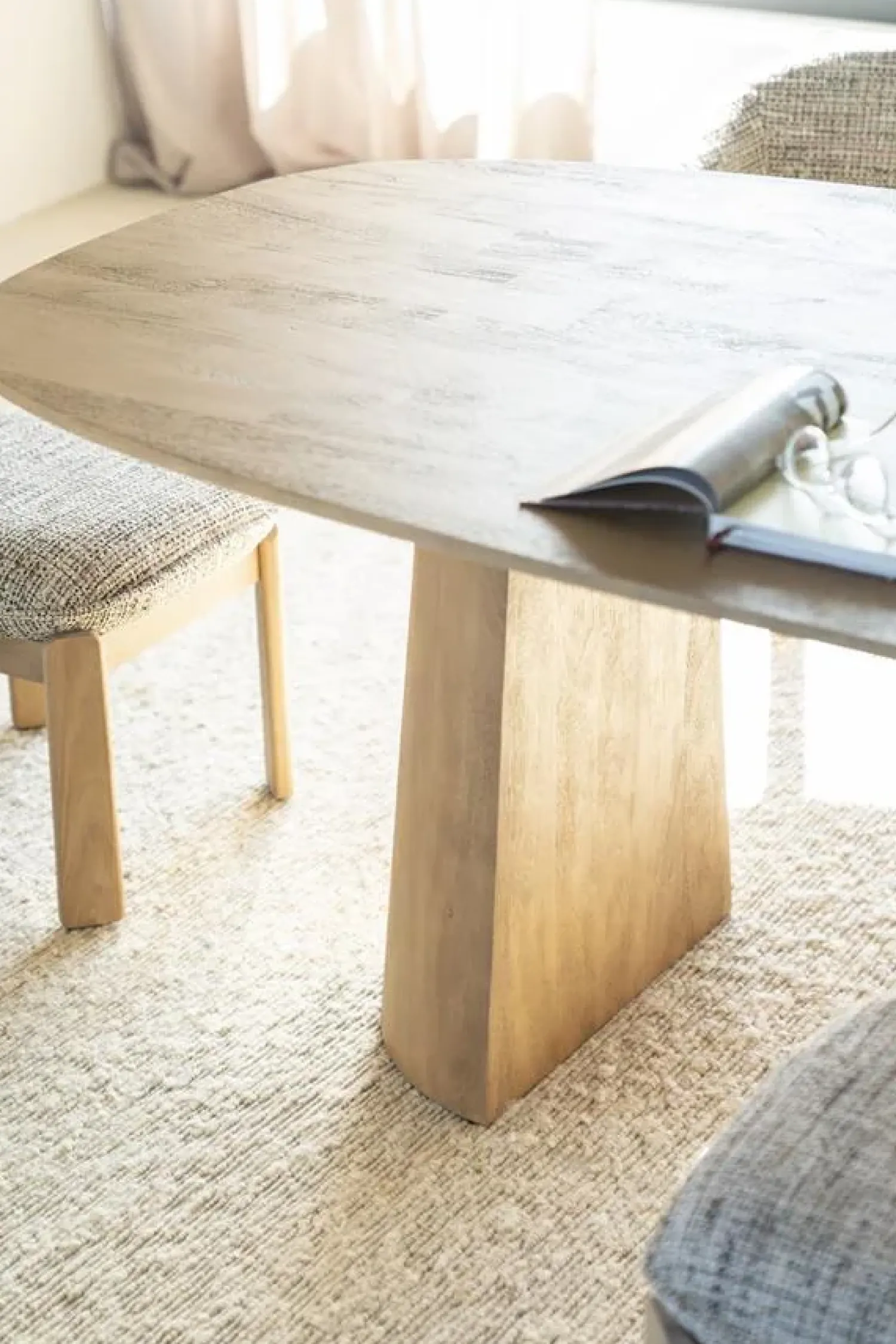 Eleonora Eettafels|Eettafel Lune ovaal naturel 240cm