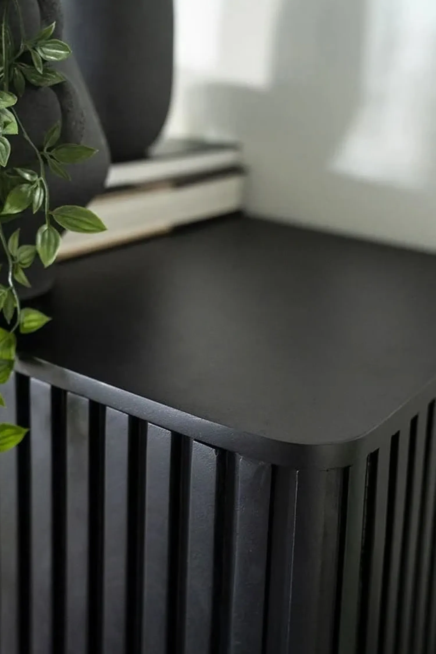 Eleonora Industriele Kasten|Tv Meubels|tv meubel Remi 4-drs. 170cm zwart