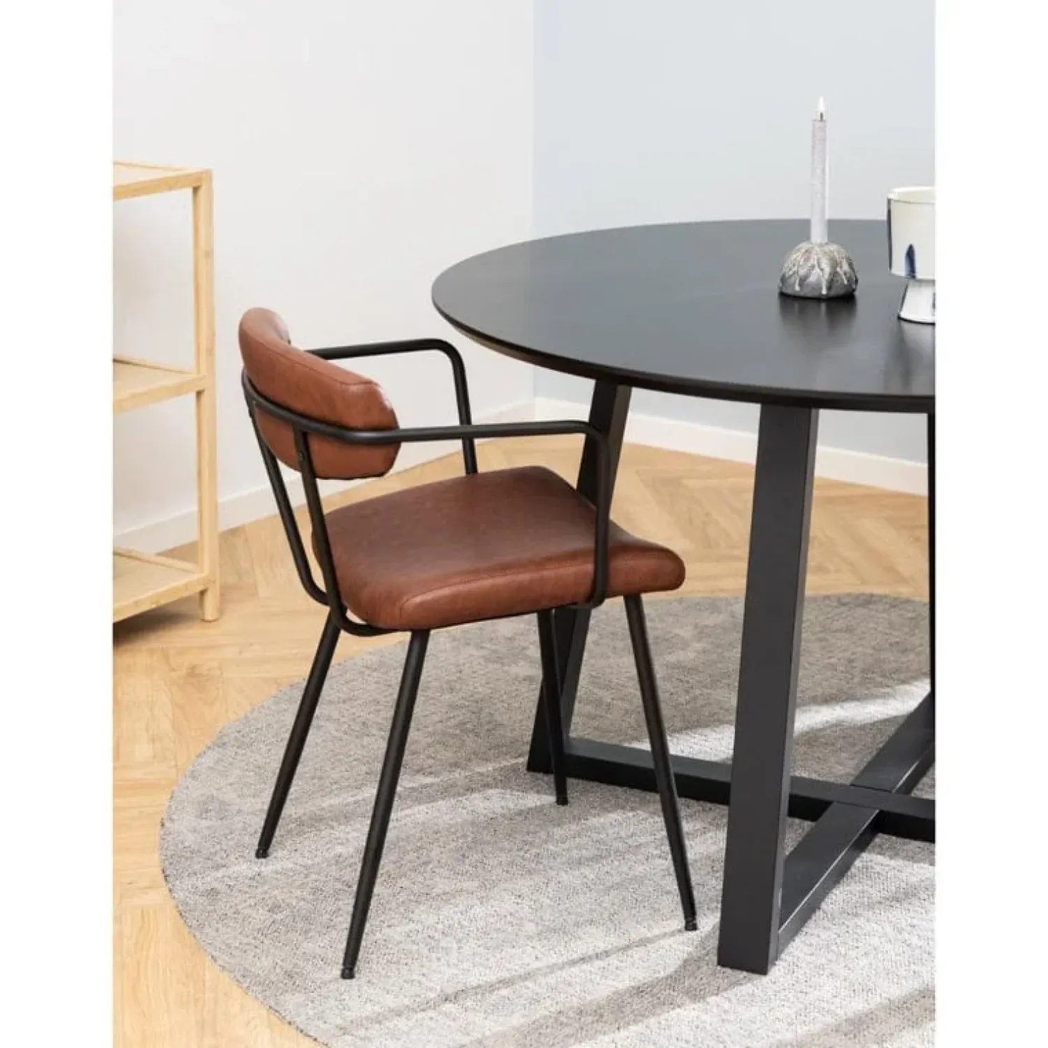 Nordhavn Eettafels|Elska Eettafel Rond Zwart 120cm
