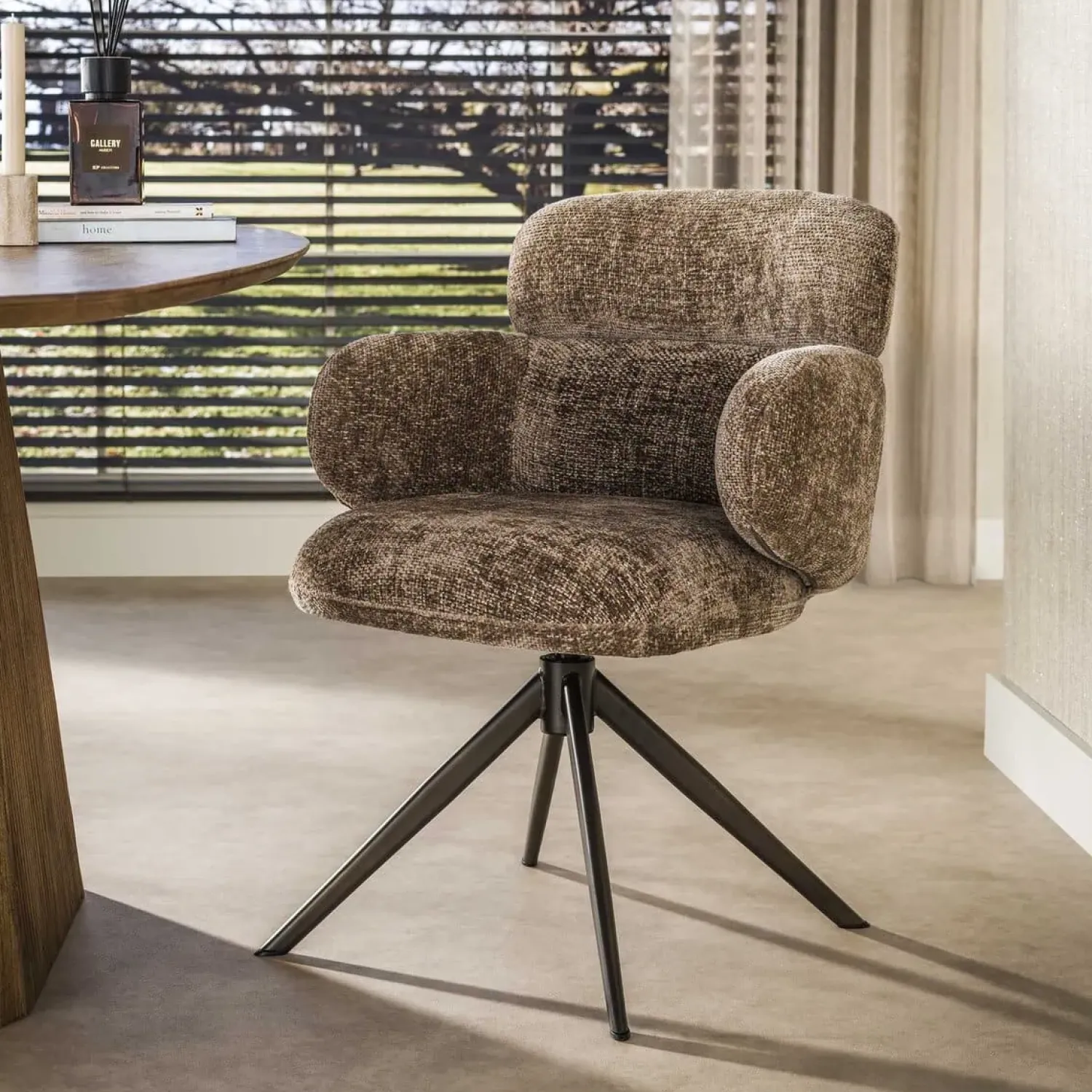 Kalfort Eetkamerstoelen|Federico Eetkamerstoel Hoven Champagne-bruin