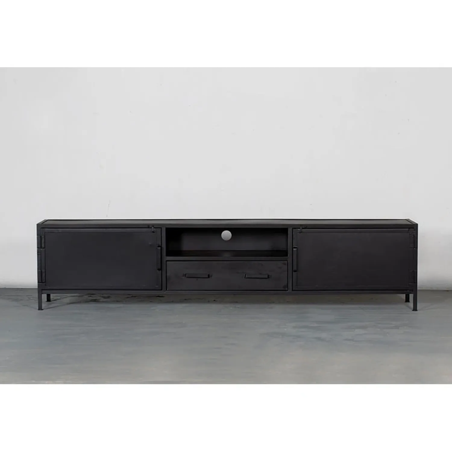 Cavetown Industriele Kasten|Tv Meubels|Figue tv meubel industrieel zwart metaal 240cm