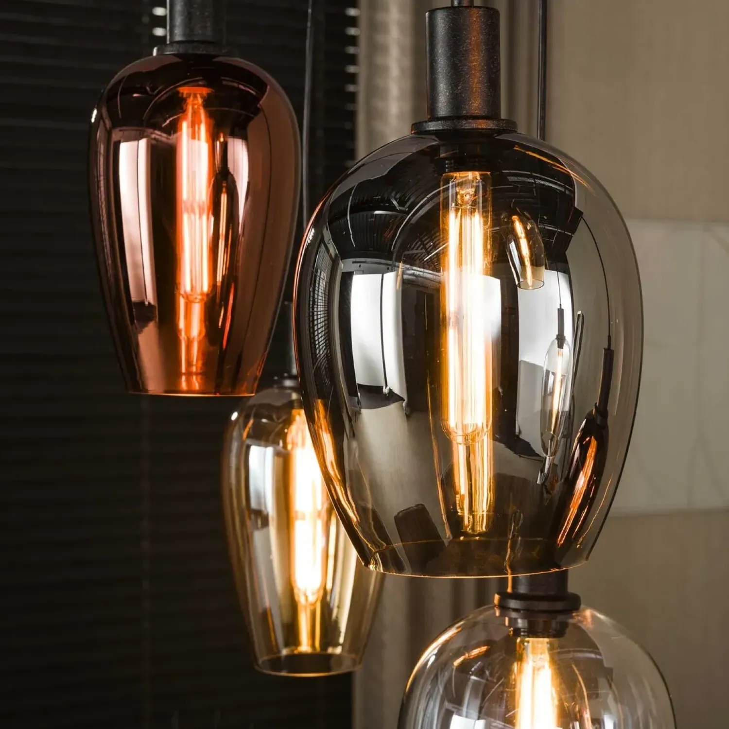 Kalfort Hanglampen|Glazen Hanglamp|Grazia 7-lichts Hanglamp Meerkleurig glas