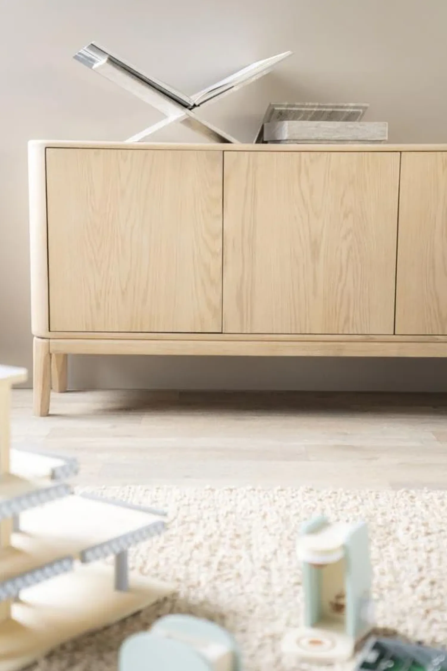 Eleonora Dressoirs|Industriele Kasten|Harvey Dressoir Eikenhout 200 cm