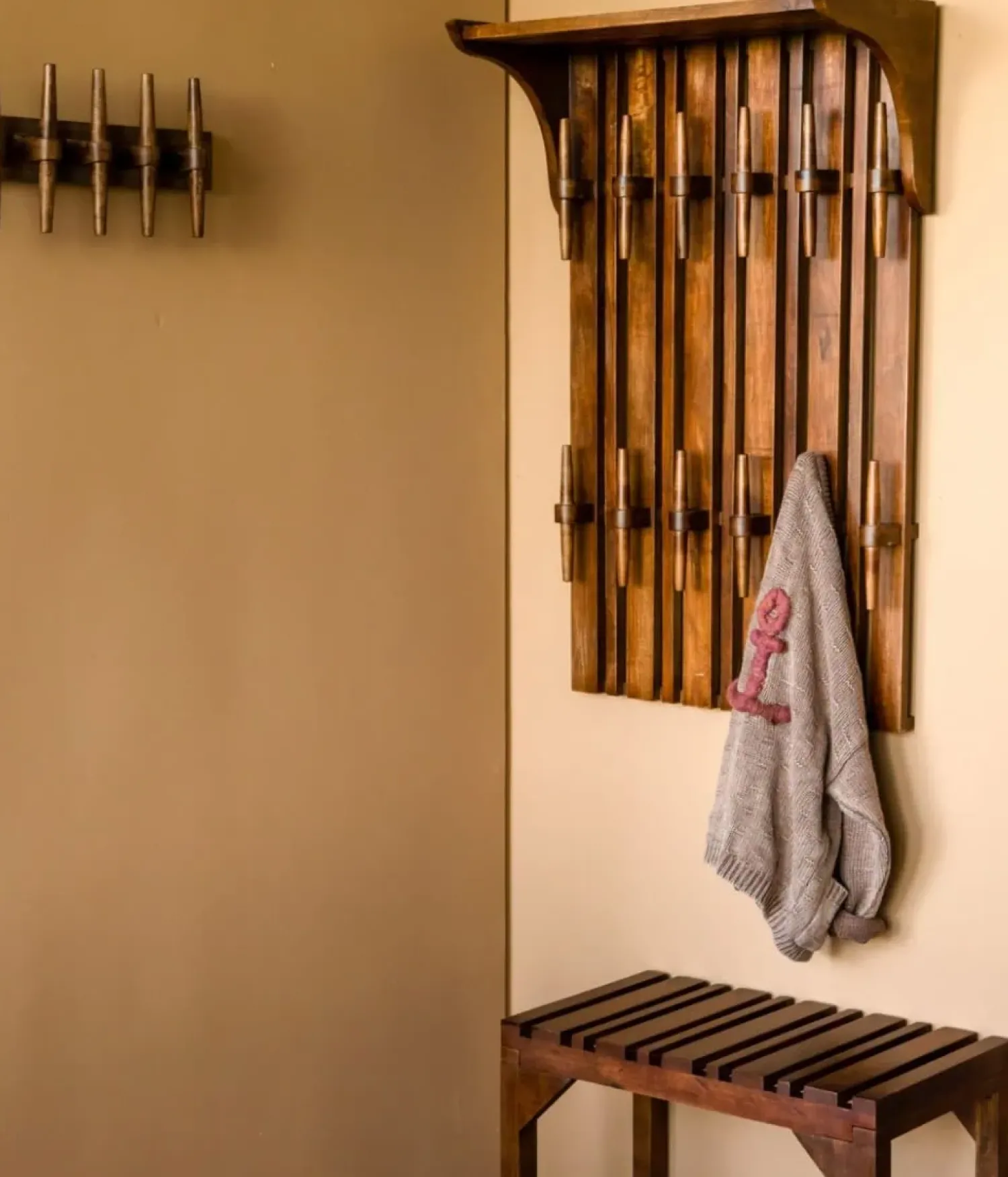 Dutchbone Kapstokken|Jakub Wandkapstok Plank Walnoot 66cm