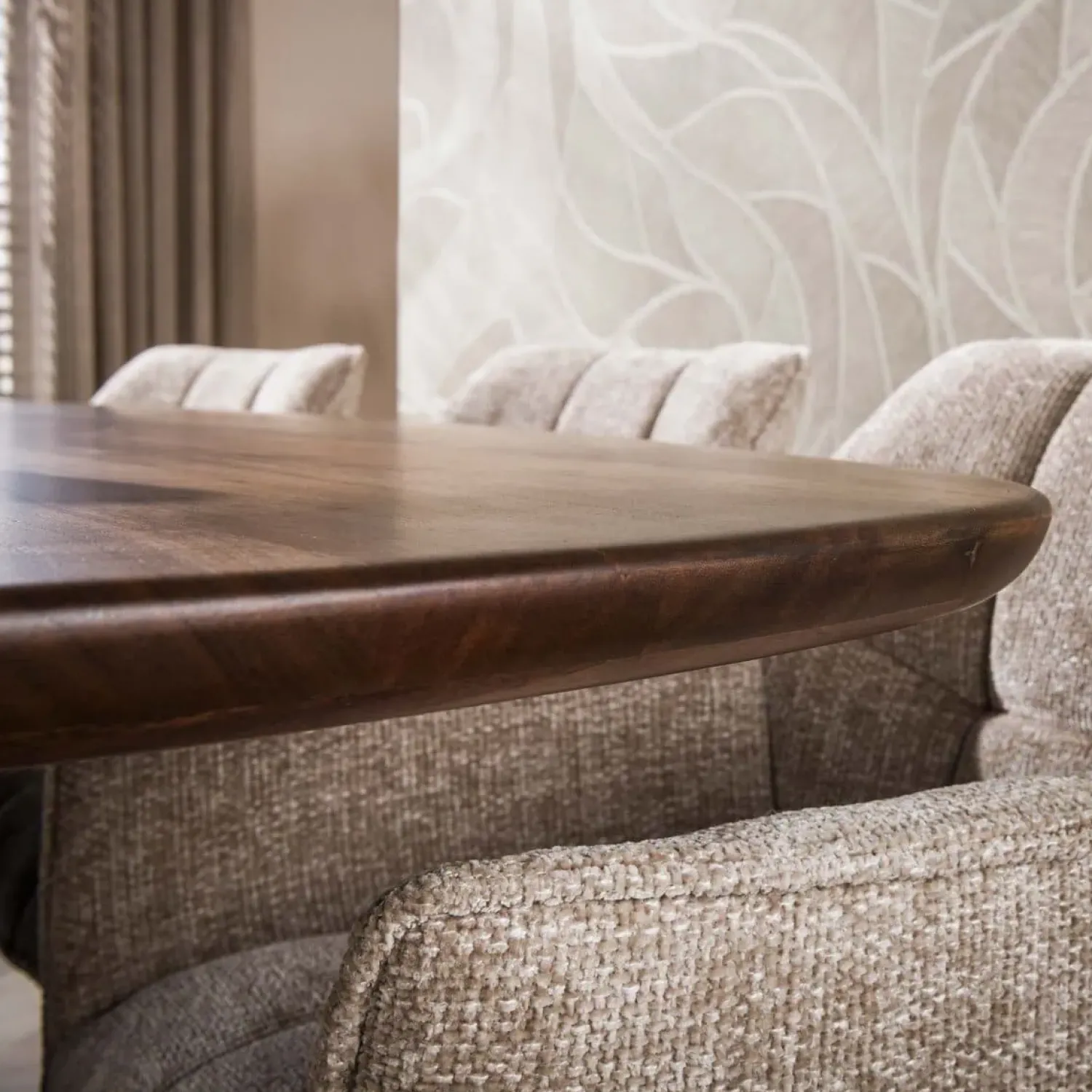 Kalfort Eettafels|Jennie Eettafel deens ovaal Bruin 180cm