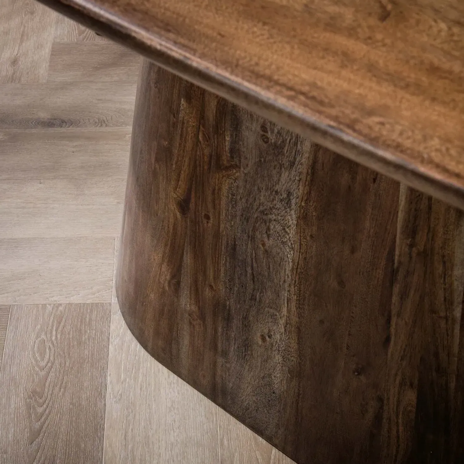 Kalfort Eettafels|Jennie Eettafel deens ovaal Bruin 180cm