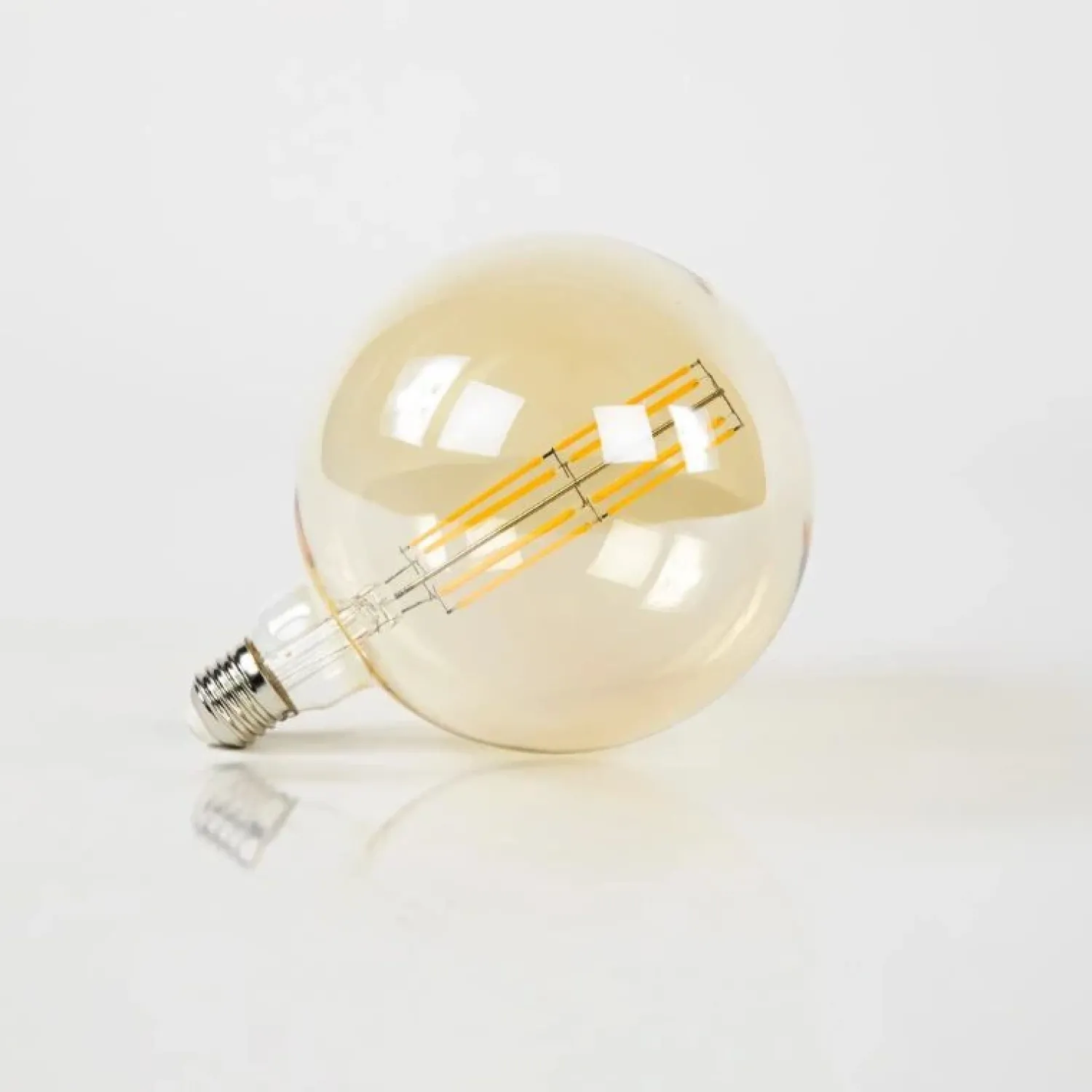 Kalfort Led Verlichting En Led Lampen|Kooldraad LED E27 lichtbron bol