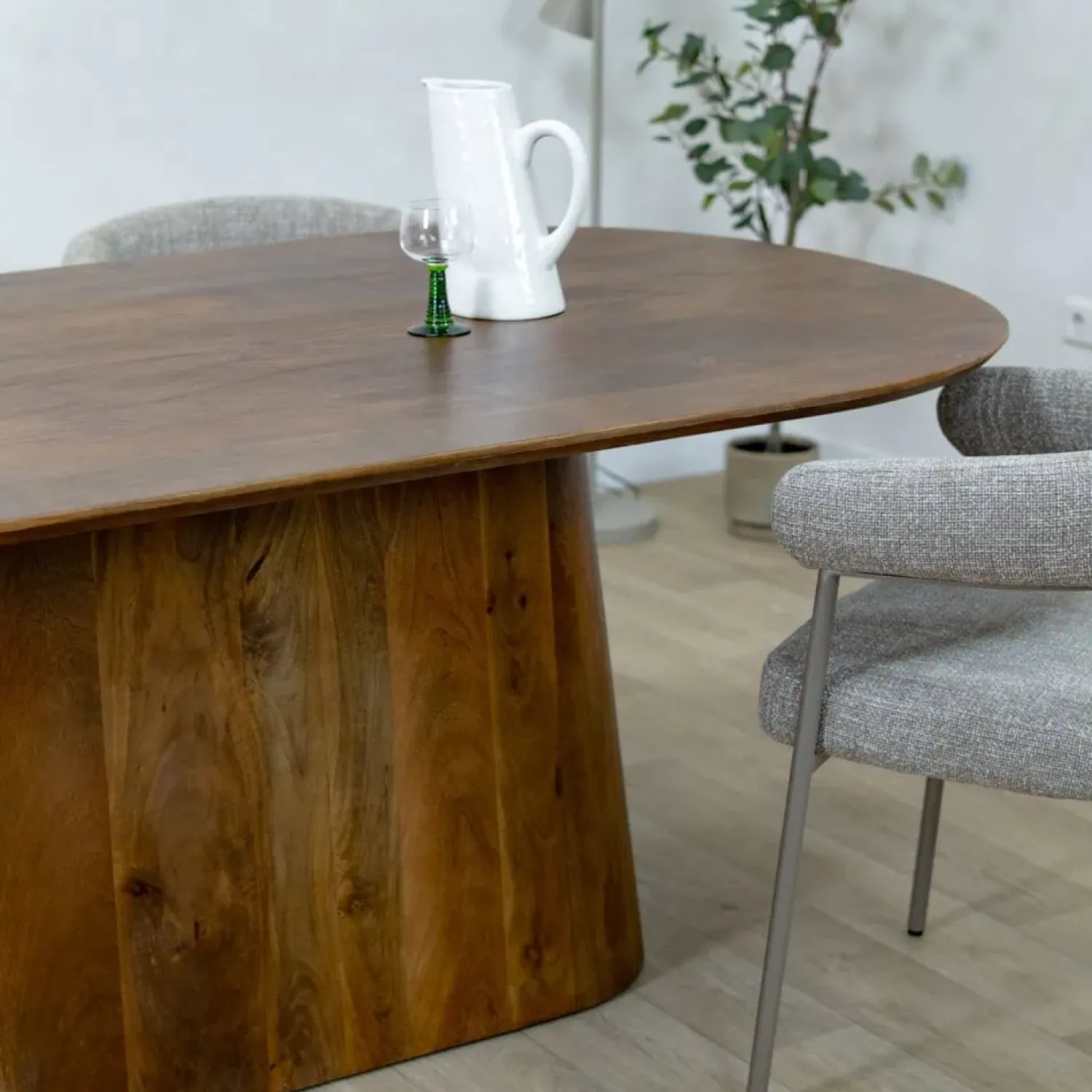 Vane Living Eettafels|Lin Eettafel espresso Deens Ovaal 200cm