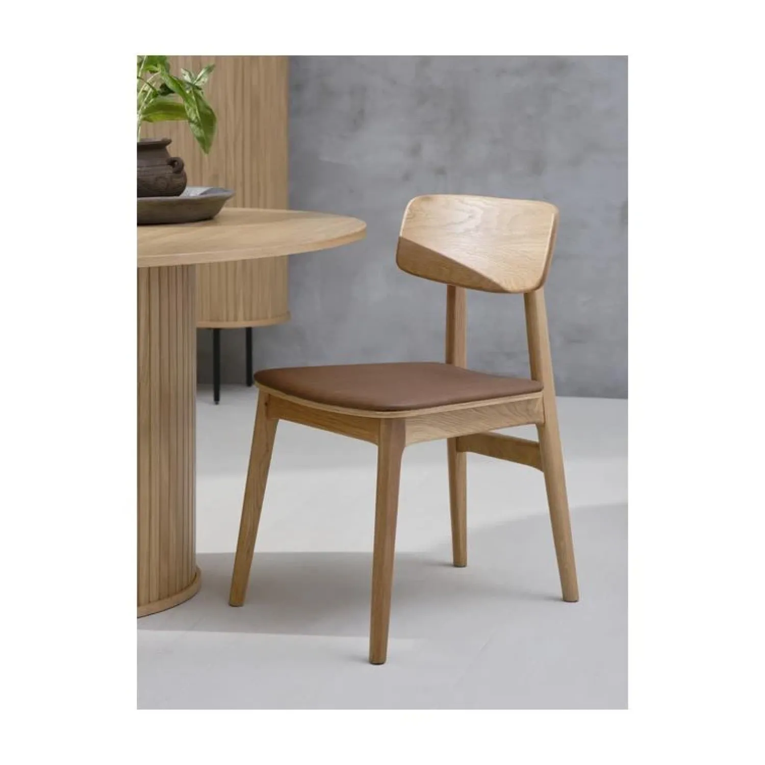 LykkeHome Eetkamerstoelen|Liva Eetkamerstoel tan PU