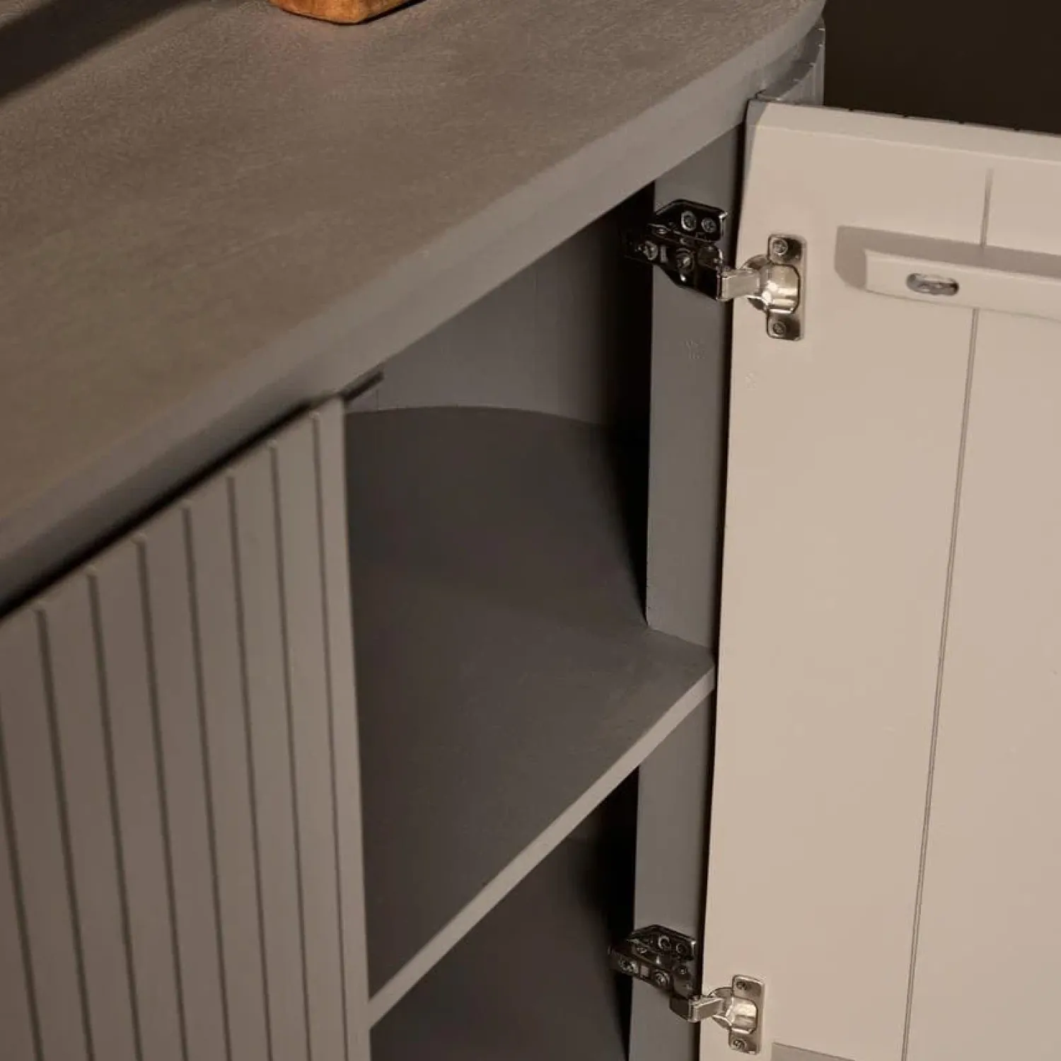 Furndea Dressoirs|Industriele Kasten|Livia Dressoir Taupe 165cm