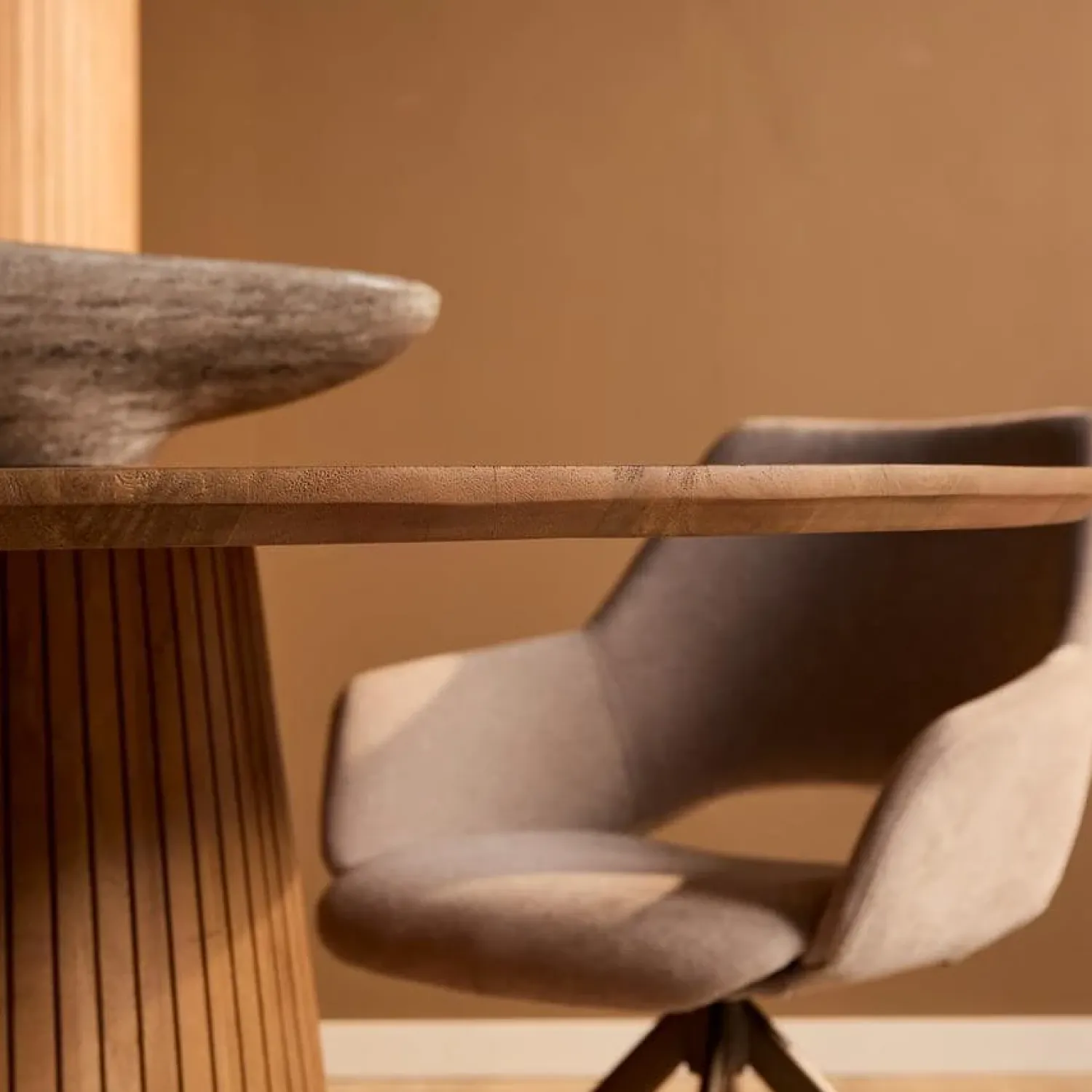 Furndea Eettafels|Livia Eettafel Ovaal Naturel 210cm
