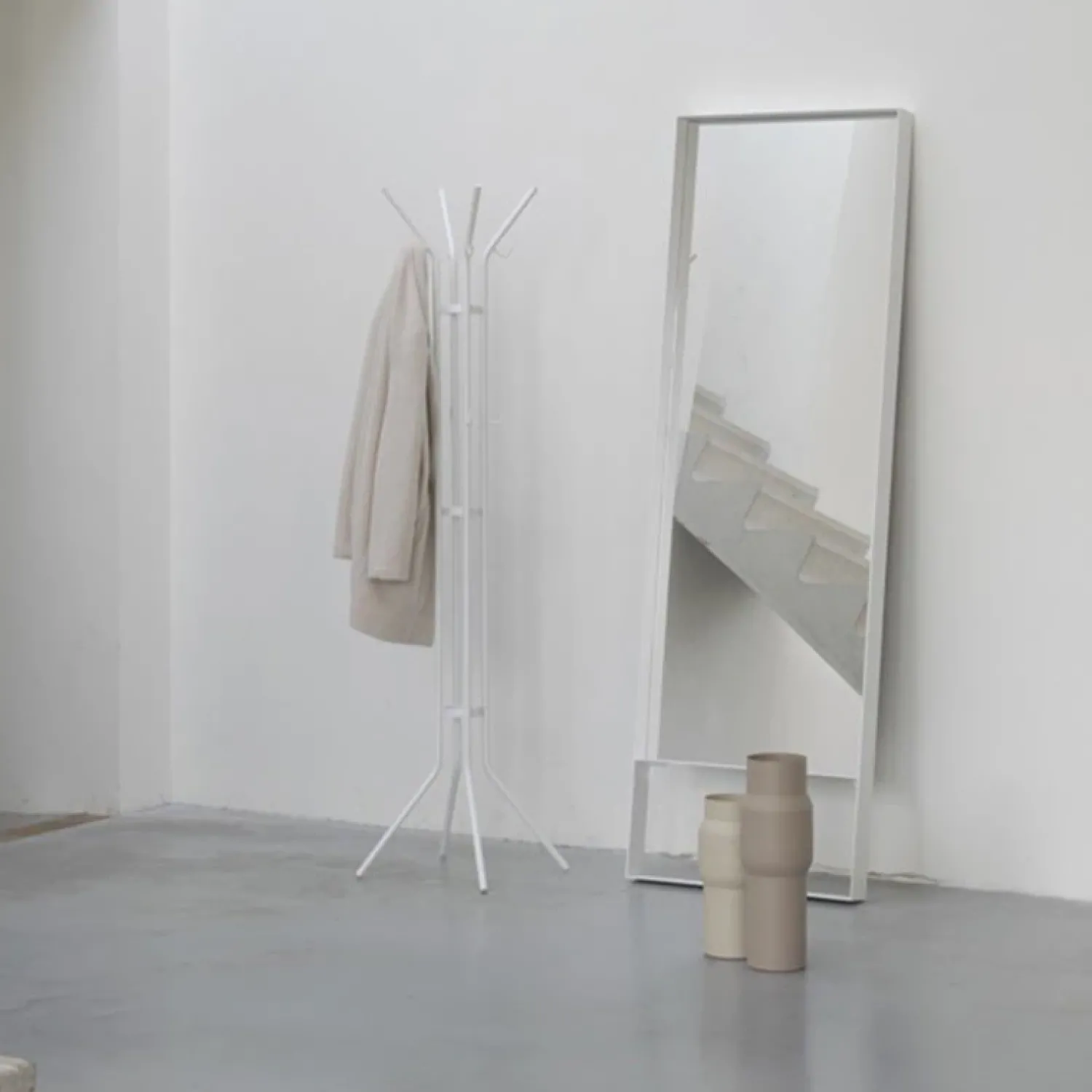 Redin Design Spiegels|Looks spiegel staand 60cm wit
