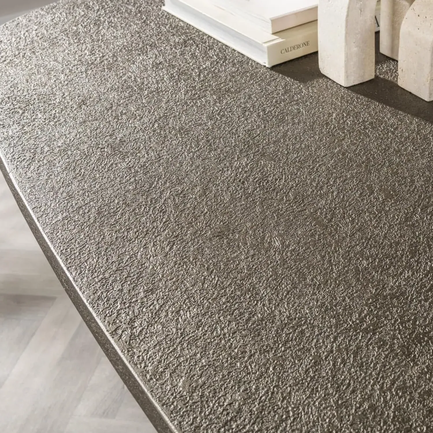 Kalfort Eettafels|Miles Eettafel deens ovaal Brons 180cm
