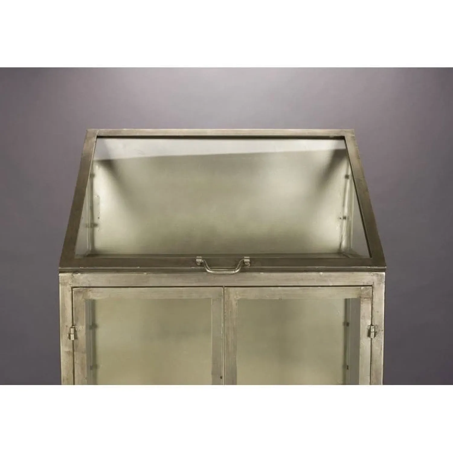 Dutchbone Vitrinekasten|Industriele Kasten|Monviso Vitrinekast Messing 64cm