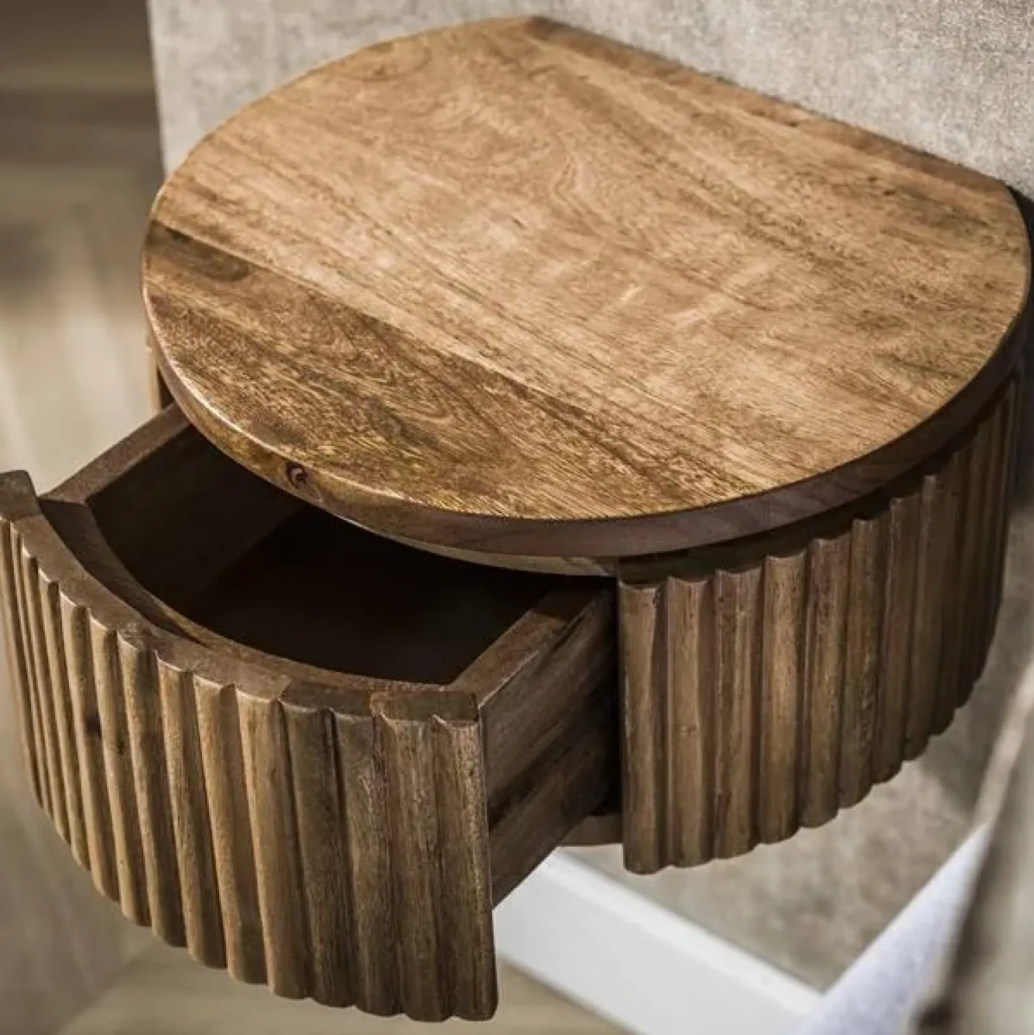 Kalfort Nachtkastjes|Industriele Kasten|Namra zwevend Nachtkastje rond Mangohout 30cm