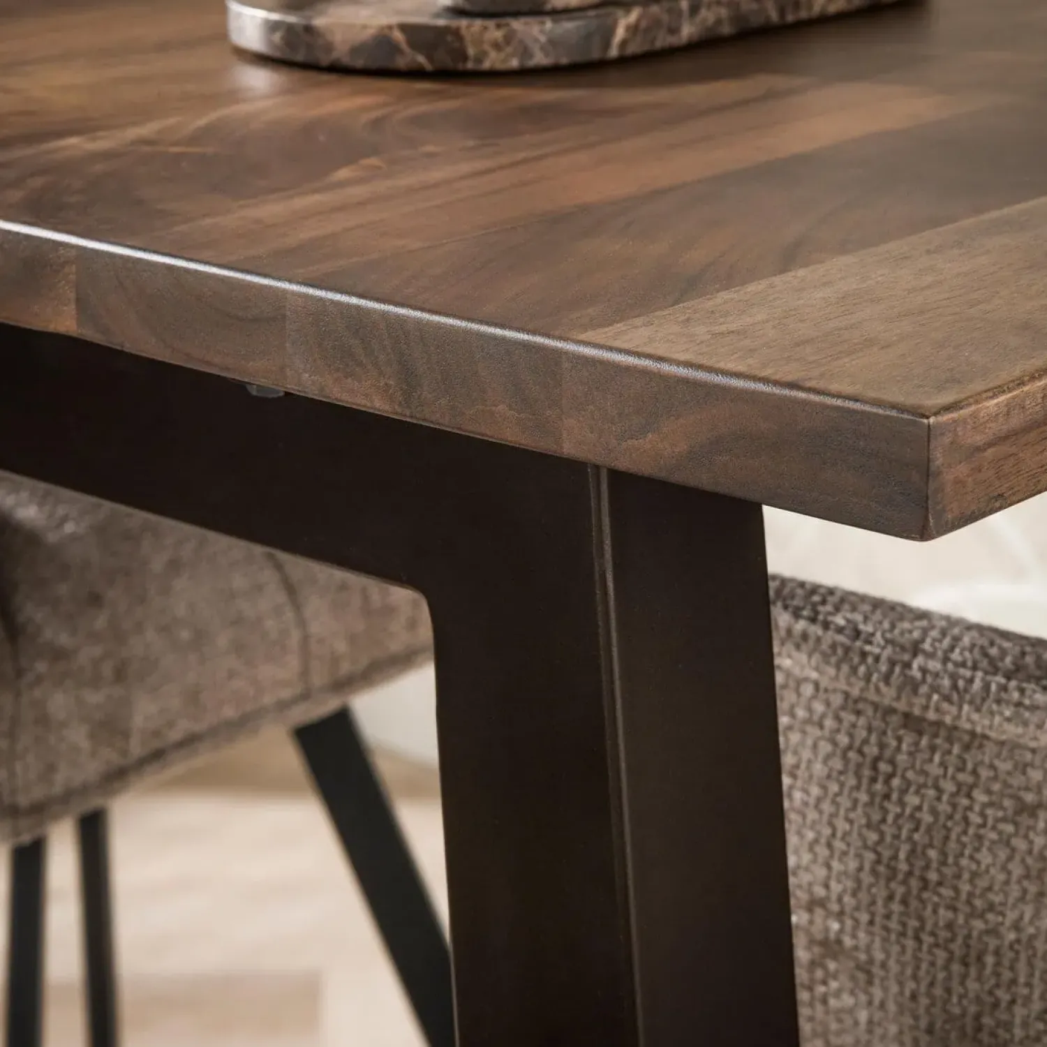 Kalfort Bartafels|Nela Bartafel Bruin acaciahout 147cm