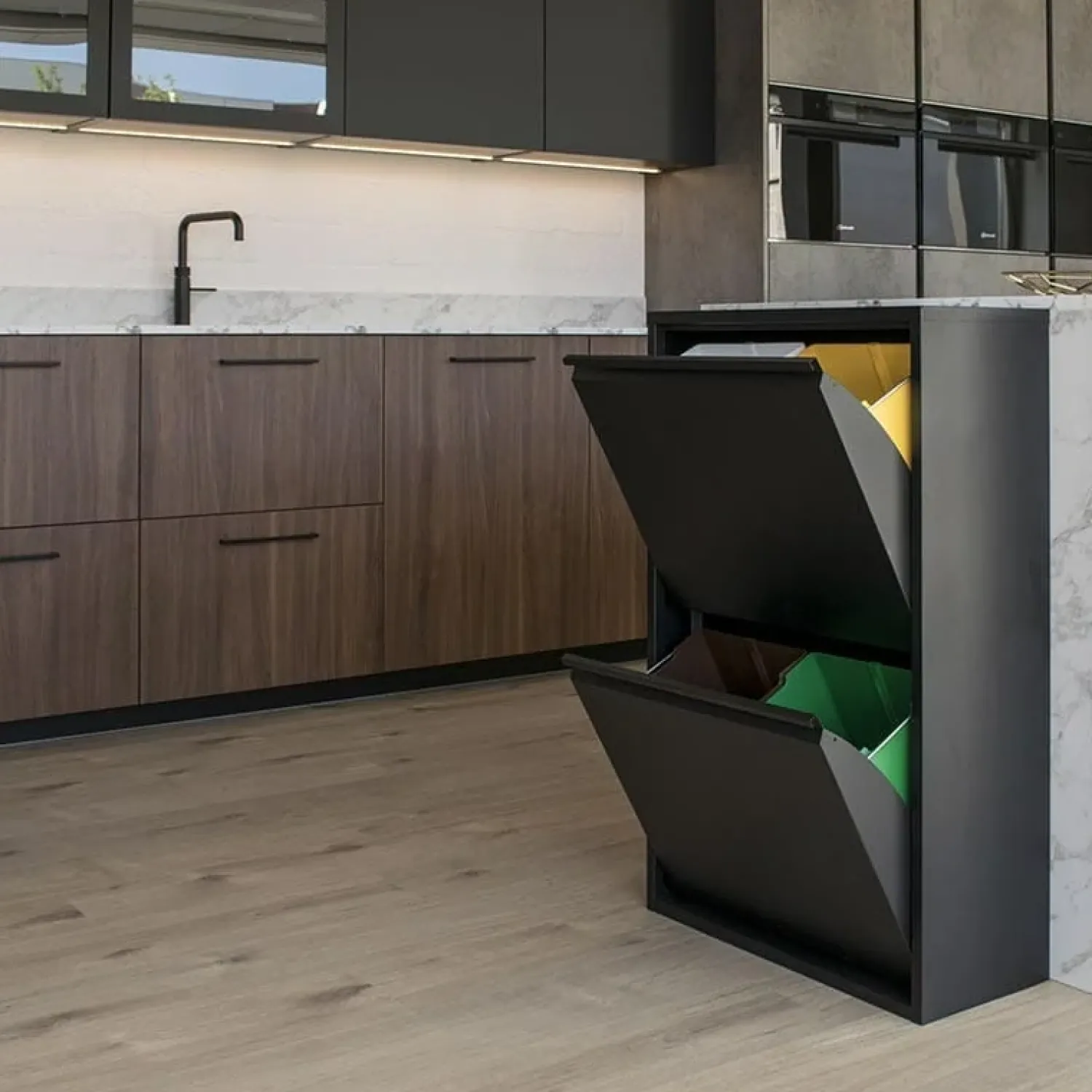 Redin Design Keukenaccessoires|Pippen afvalscheider zwart metaal 4 vakken