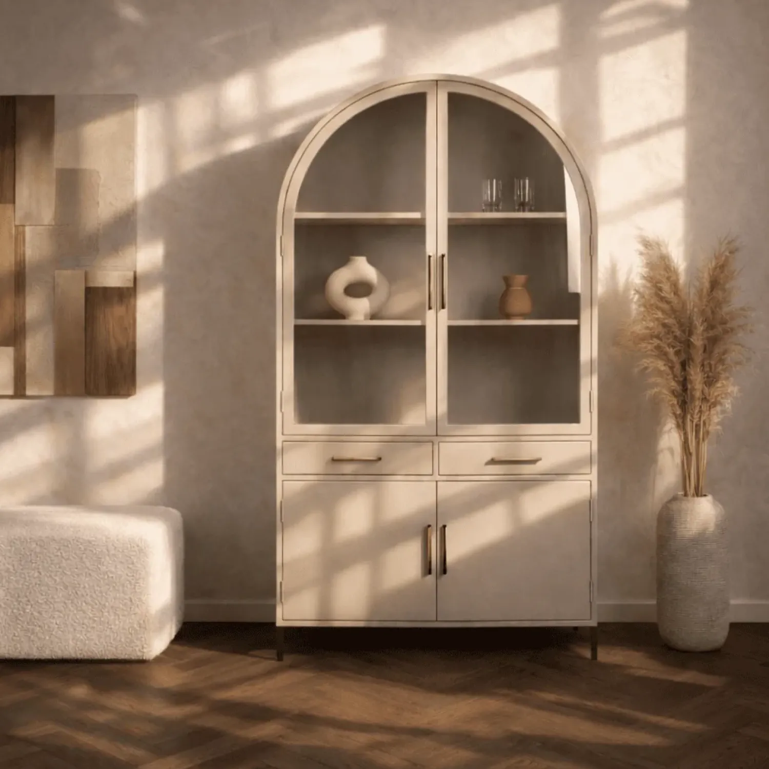 Vane Living Vitrinekasten|Industriele Kasten|Raya Vitrinekast rond Beige metaal 120cm