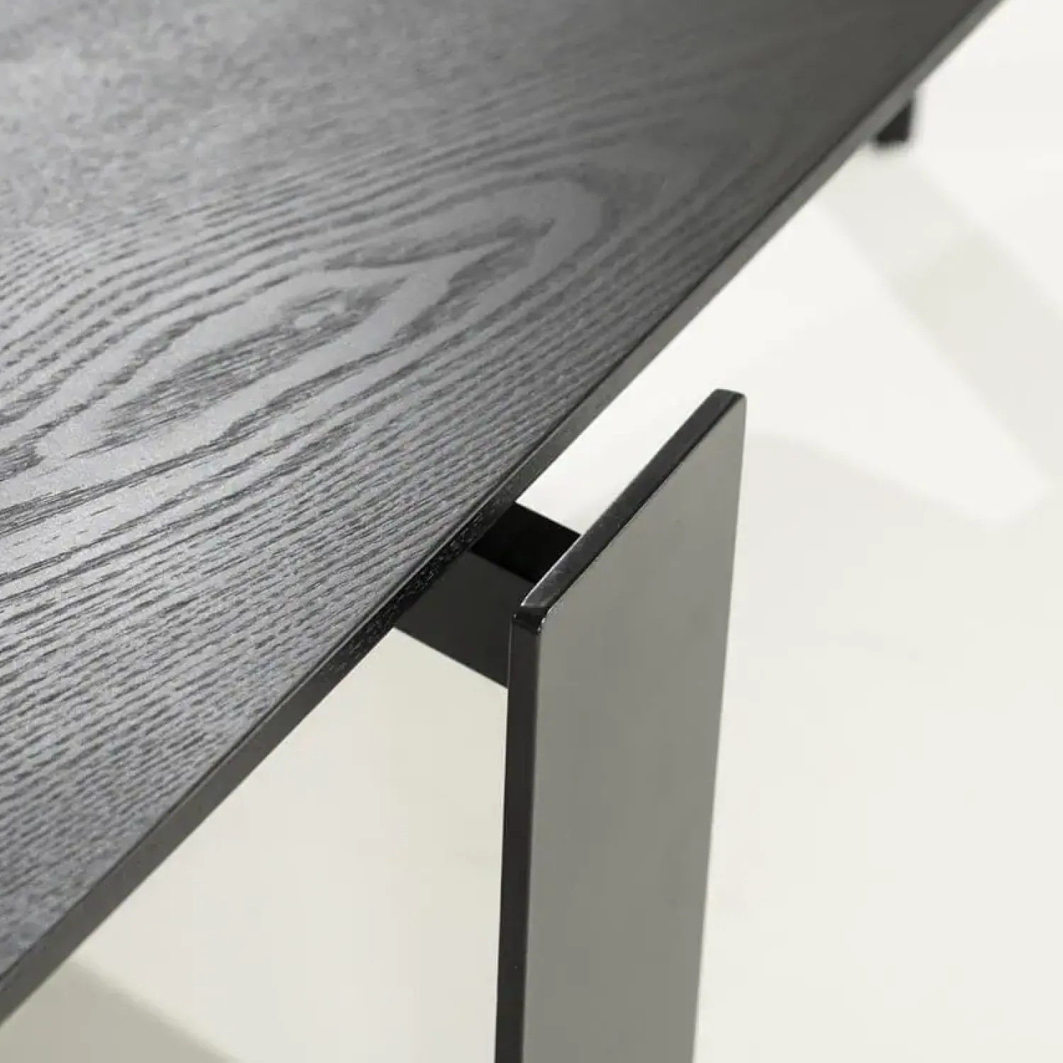 Eleonora Salontafels|Robert Salontafel Zwart hout 150cm