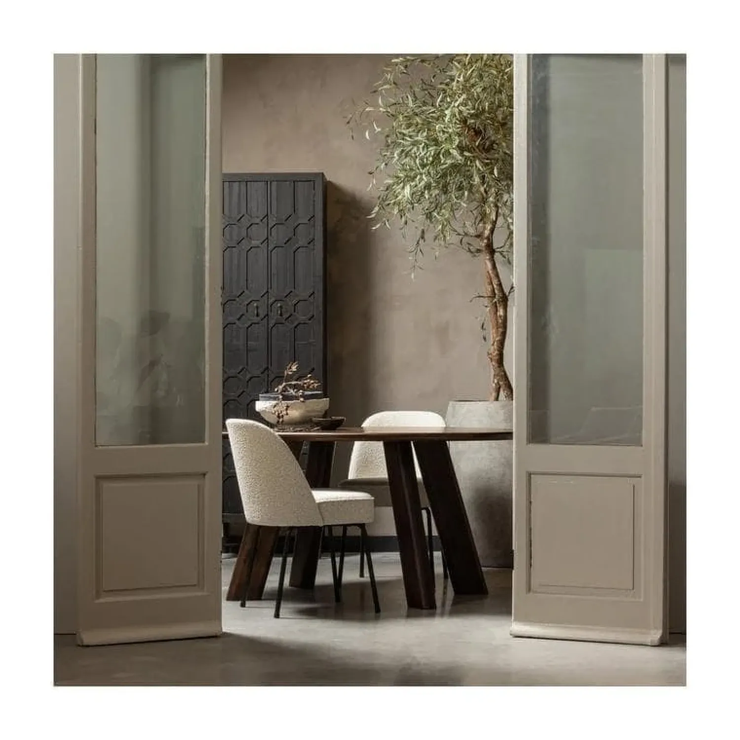 WOOOD Eettafels|Roundly Eettafel organisch Mangohout Walnoot 160cm