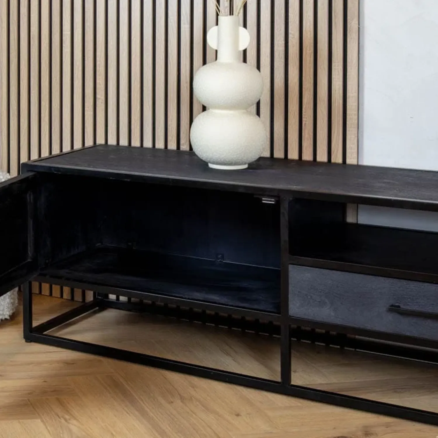 Furndea Industriele Kasten|Tv Meubels|Scandi tv meubel industrieel mangohout visgraat zwart 180cm