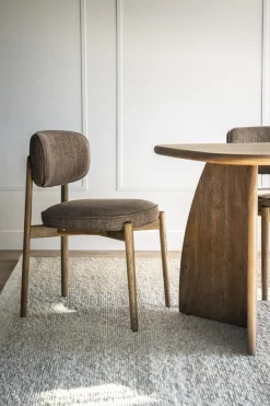 Eleonora Eetkamerstoelen|Serene Rune Eetkamerstoel Bruin hout - Bruine stof