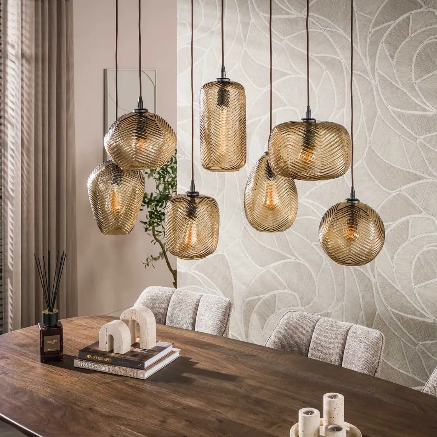 Kalfort Hanglampen|Glazen Hanglamp|Sully 7-lichts Hanglamp Smoke bruin glas