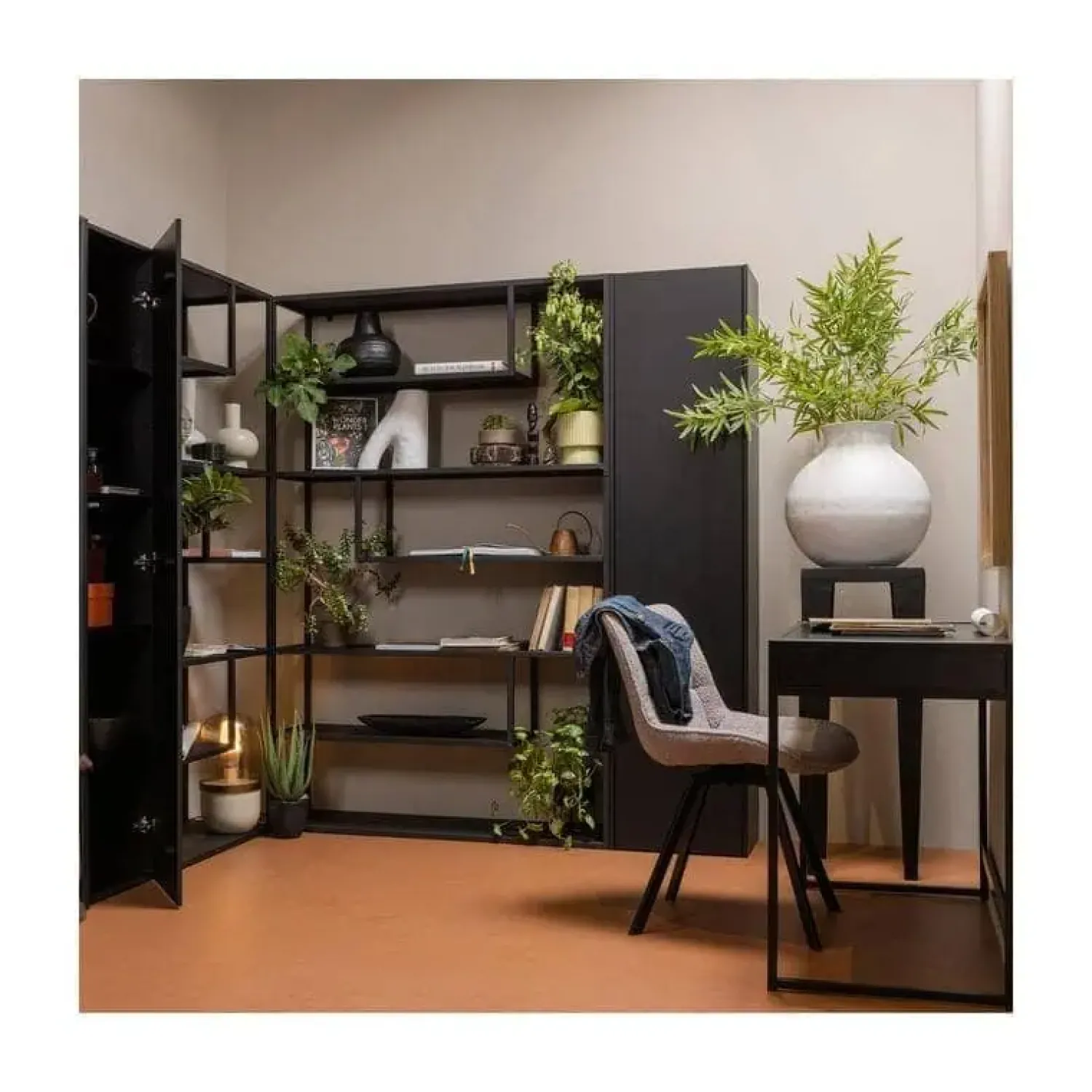 WOOOD Wandkasten|Industriele Kasten|Teun Wandkast smal Grenen zwart 44cm